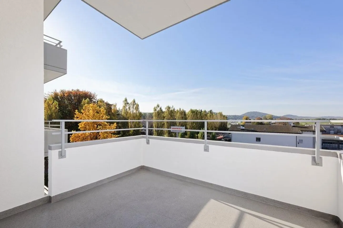 Appartamento con Vista Aperta - Foto 7 di 9