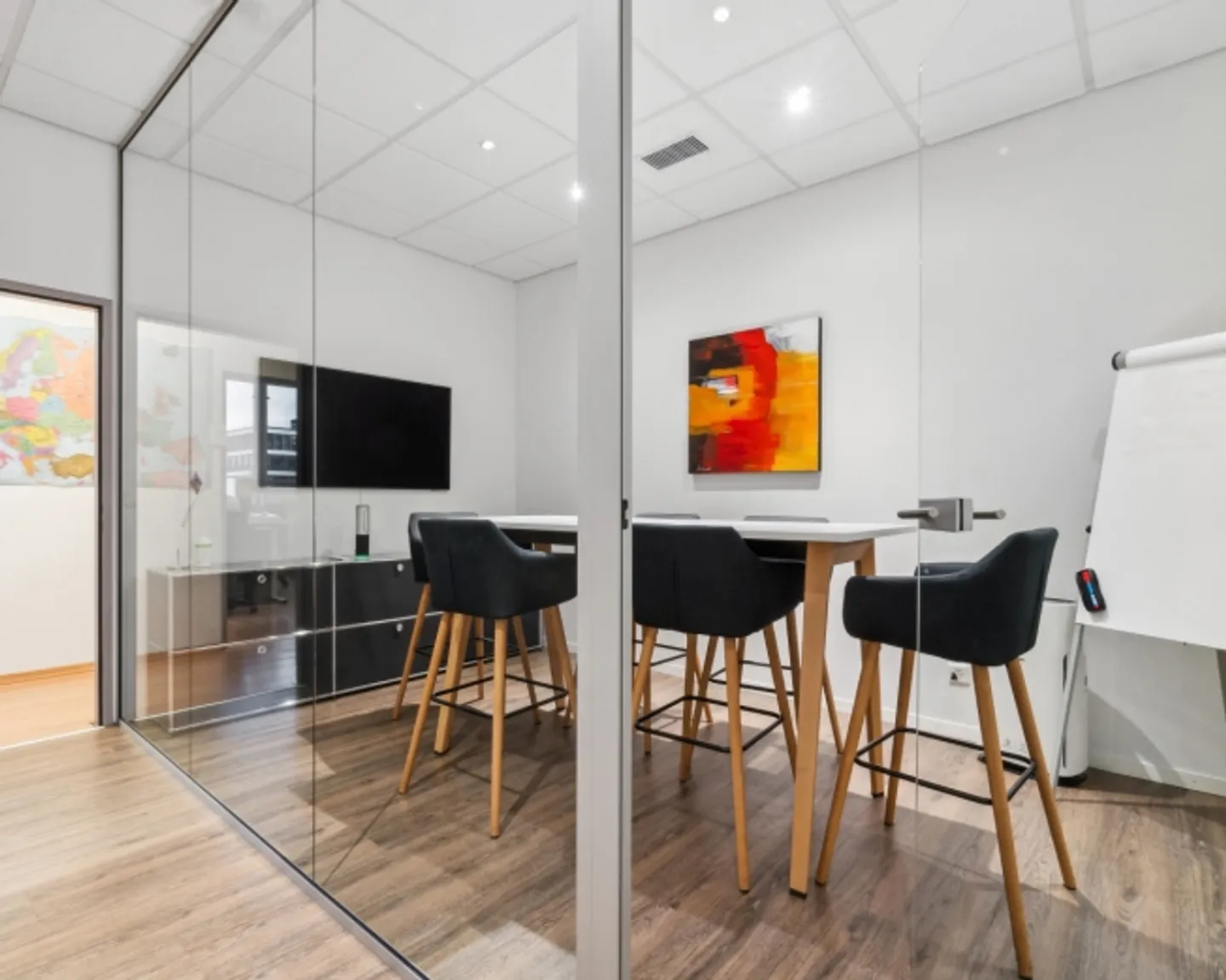 Affordable Office Space in Cham - Photo 4 of 8