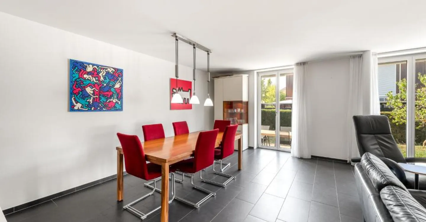 5.5-Room Corner Row House - A Family Paradise for Young Children - Photo 5 of 13