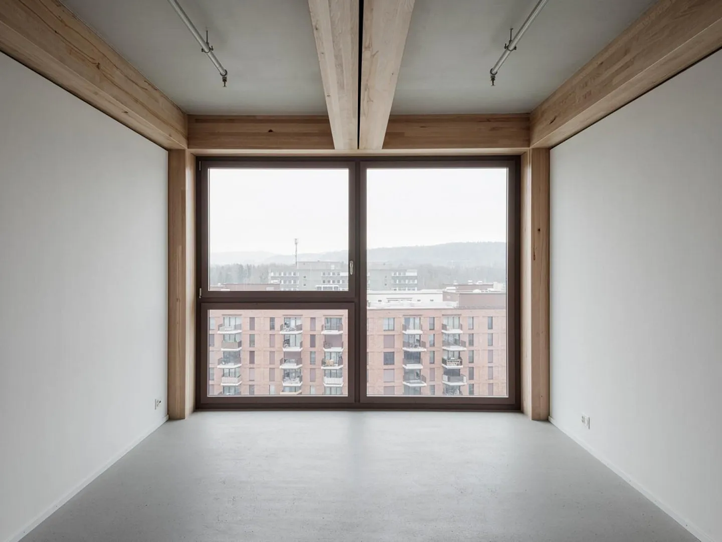 AFFITTARE SENZA CAUZIONE - Visita l'appartamento nel grattacielo in legno ora - Foto 8 di 11