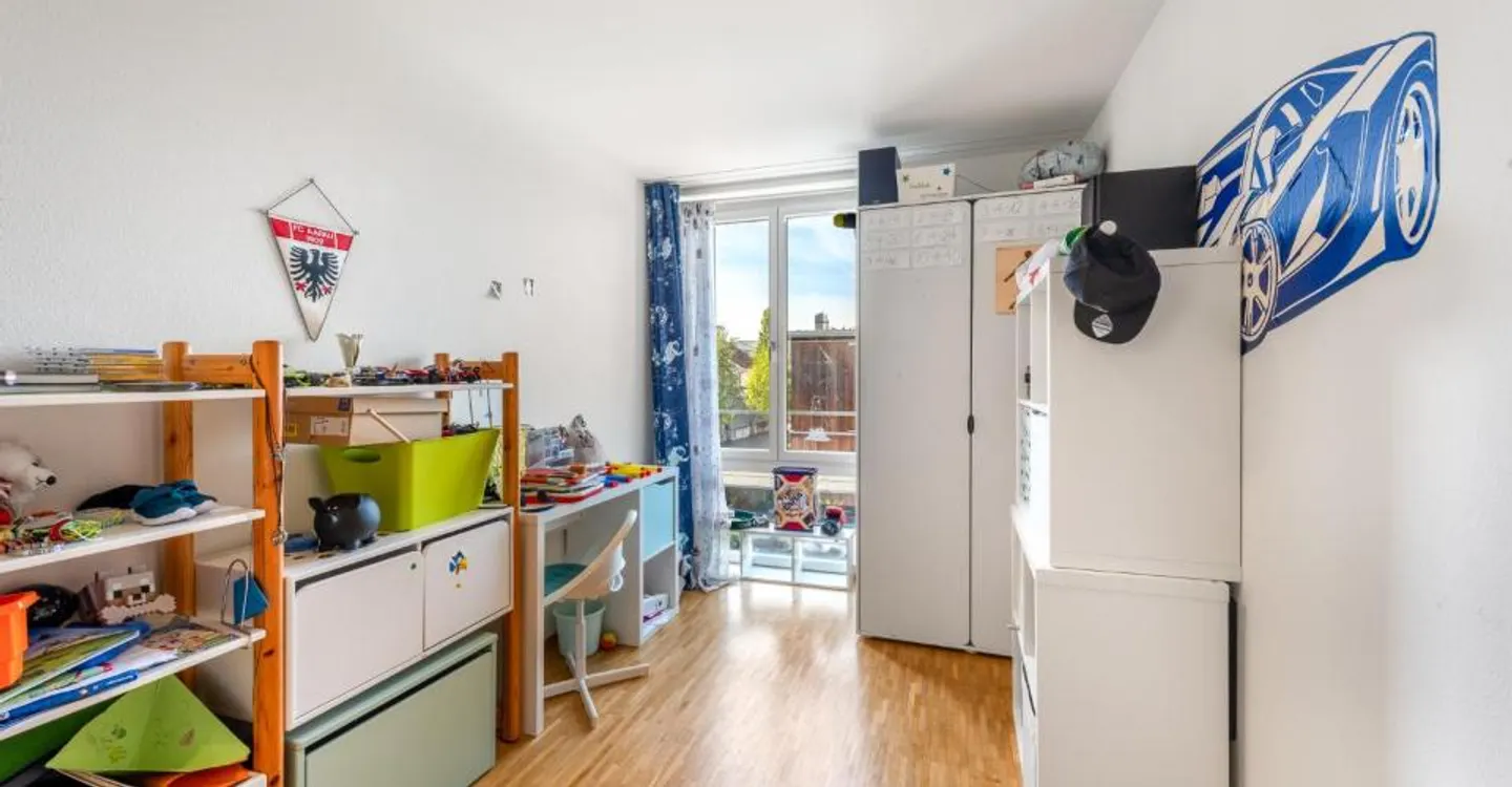 5.5-Room Corner Row House - A Family Paradise for Young Children - Photo 12 of 13
