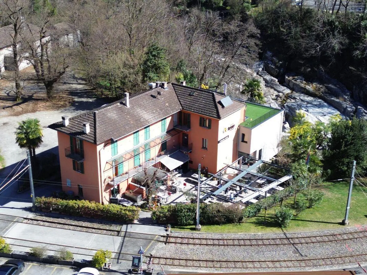 Incantevole Hotel & Ristorante nel Locarnese – Un'Oasi di Charme e Natura - Foto 1 di 24