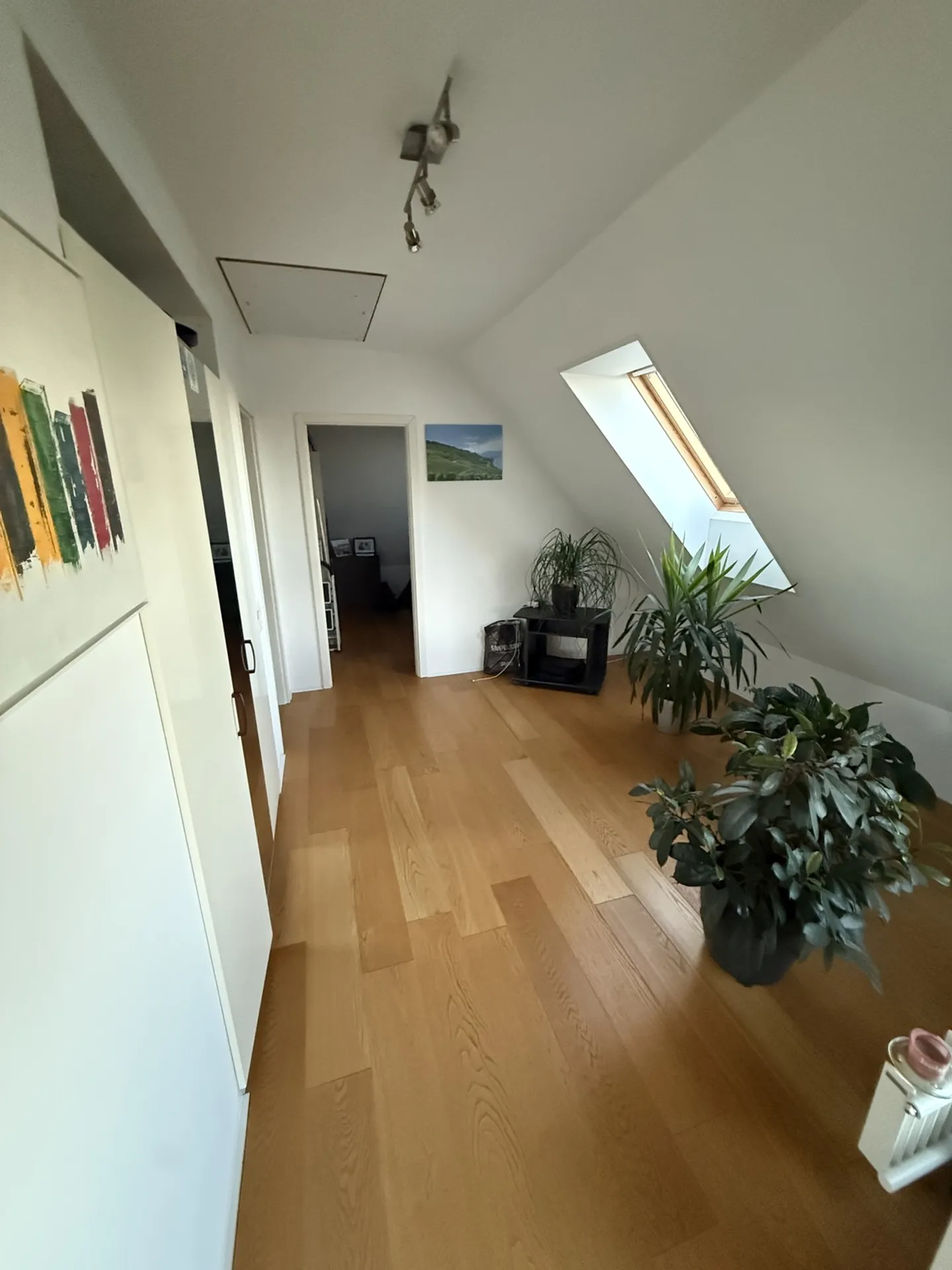 Appartement spacieux avec commodités modernes - Photo 6 sur 8