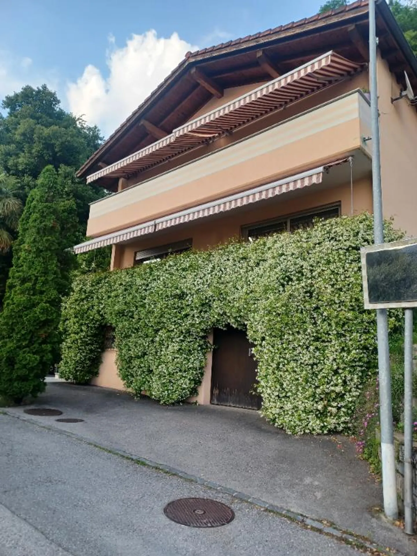Casa unifamiliare di 5 camere - Foto 3 di 5