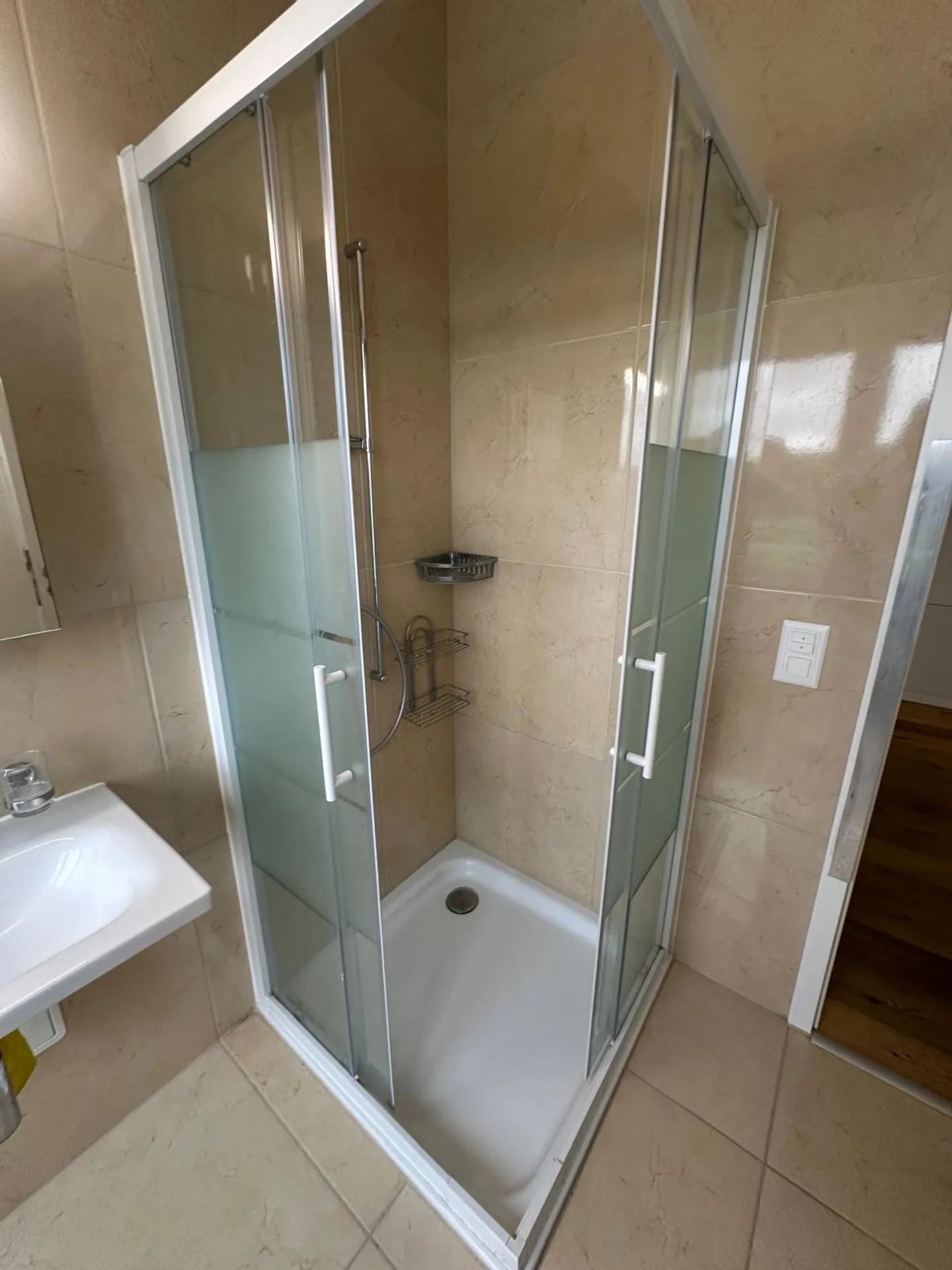 Moderne 2.5-Zimmer-Wohnung in Affoltern im Emmental - Foto 6 von 8