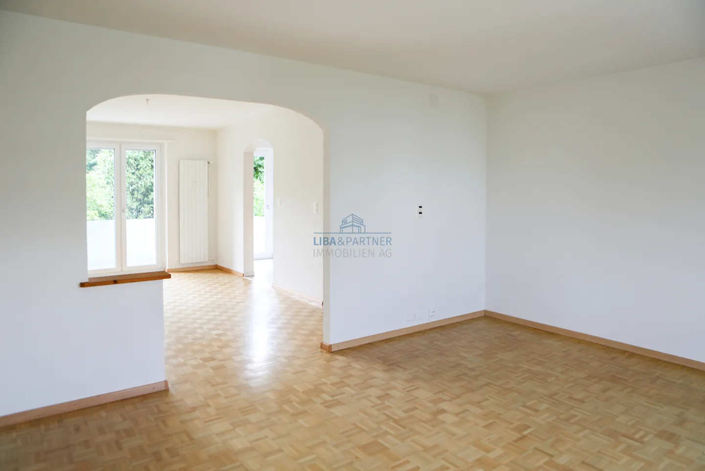 Spacious 3.5-room apartment with balcony and garden access - Photo 6 of 13
