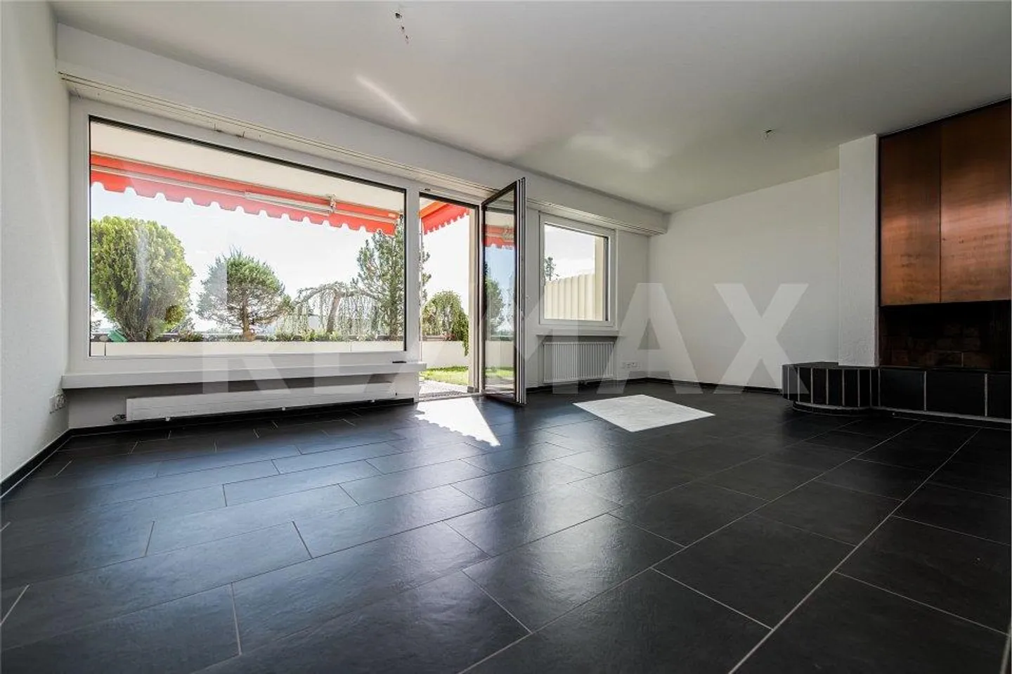 3 ½-ZIMMER-WOHNUNG MIT SONNIGER TERRASSE - Foto 3 von 12