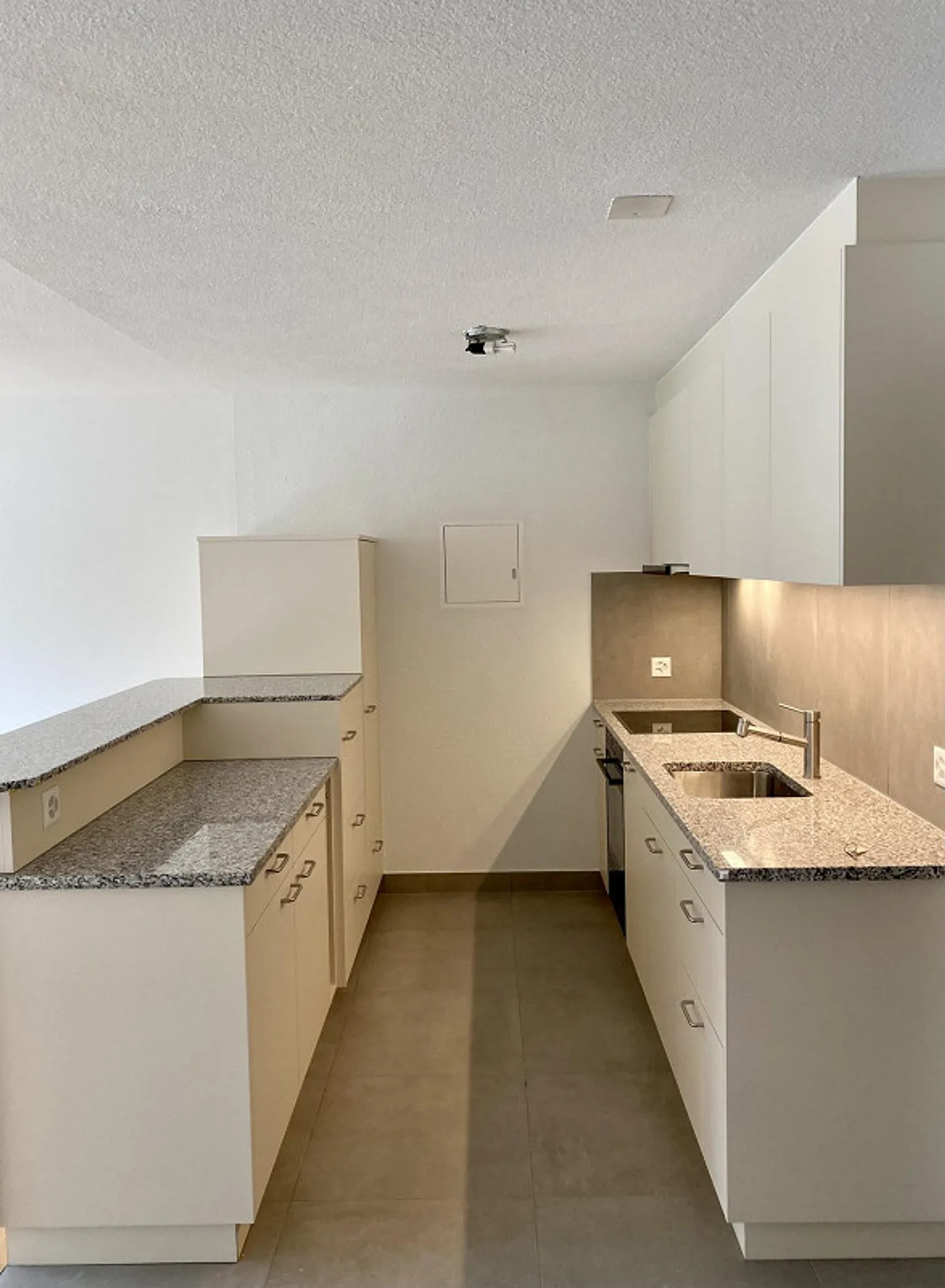Appartamento 2 1/2 locali in una zona residenziale tranquilla - Foto 4 di 8