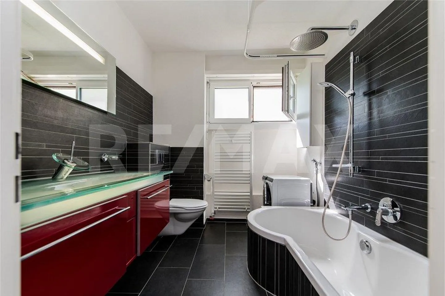 3 ½-ZIMMER-WOHNUNG MIT SONNIGER TERRASSE - Foto 8 von 12