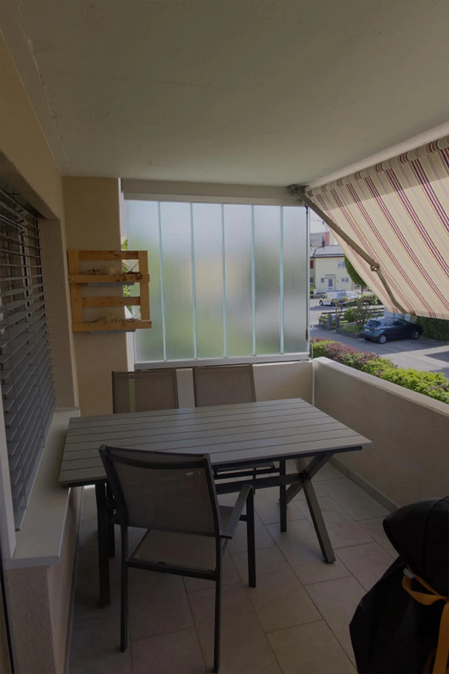 Appartamento 2 1/2 locali in una zona residenziale tranquilla - Foto 8 di 8