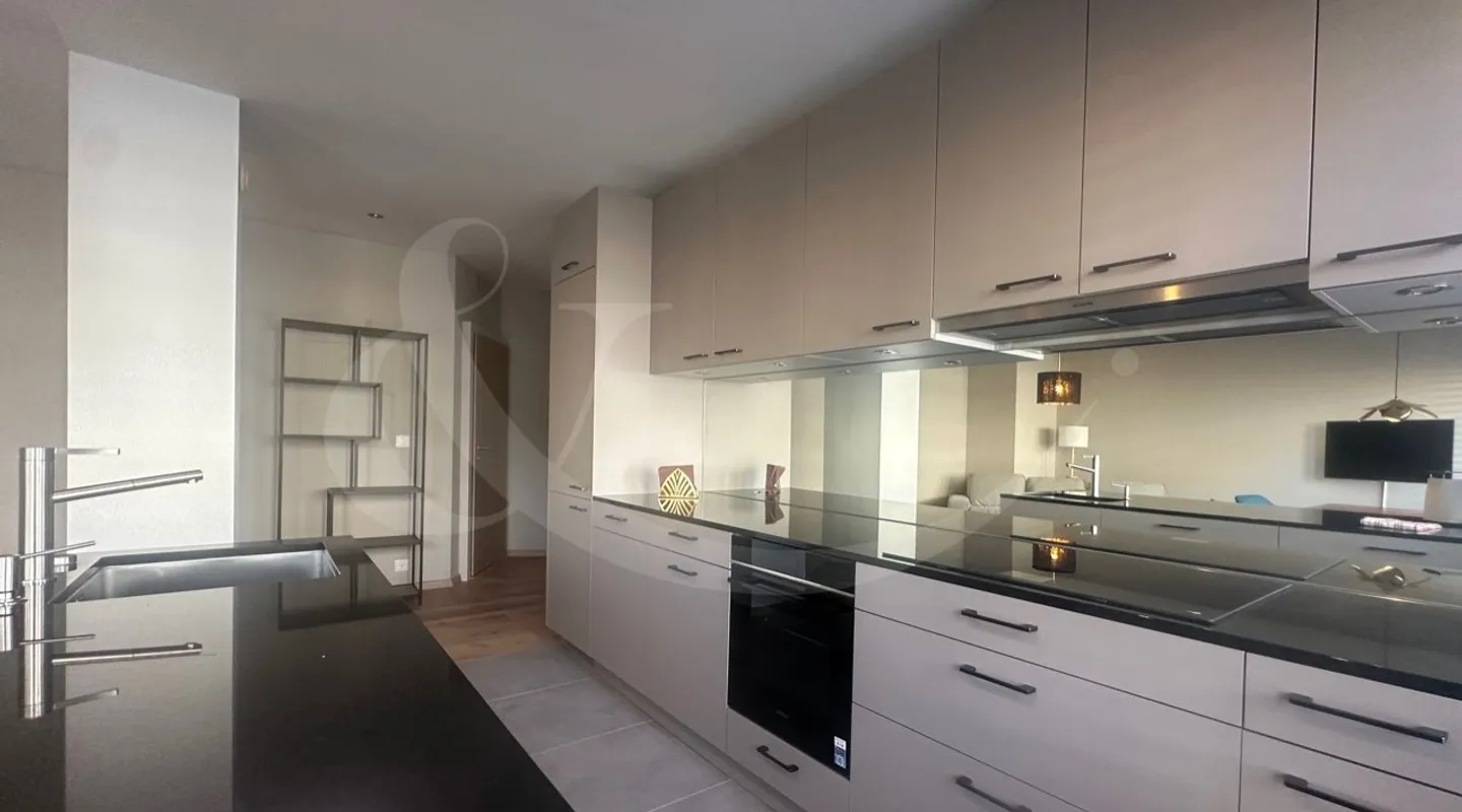 Appartamento Luminoso in Zona Internazionale - Foto 5 di 14