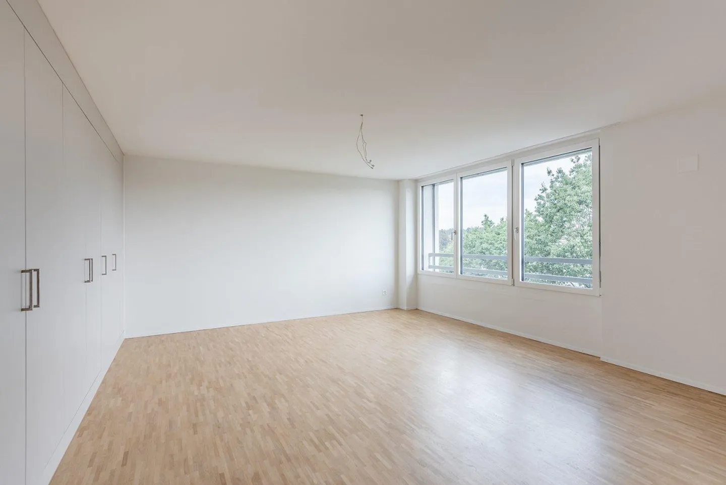 Moderne 3.5-Zimmer-Wohnung mit Balkon und Stadtblick in Zollikofen - Foto 5 von 10