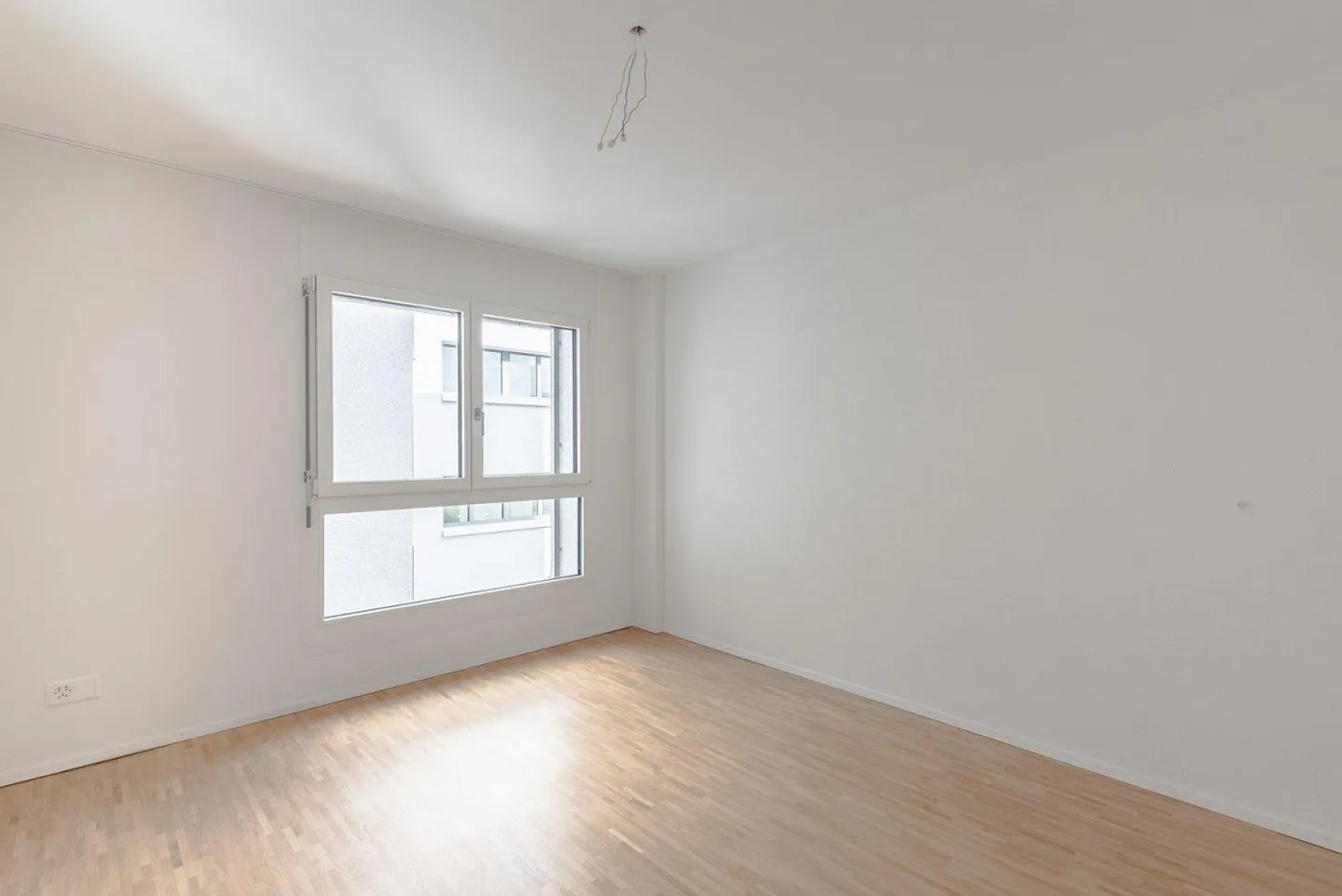 Moderne 3.5-Zimmer-Wohnung mit Balkon und Stadtblick in Zollikofen - Foto 7 von 10
