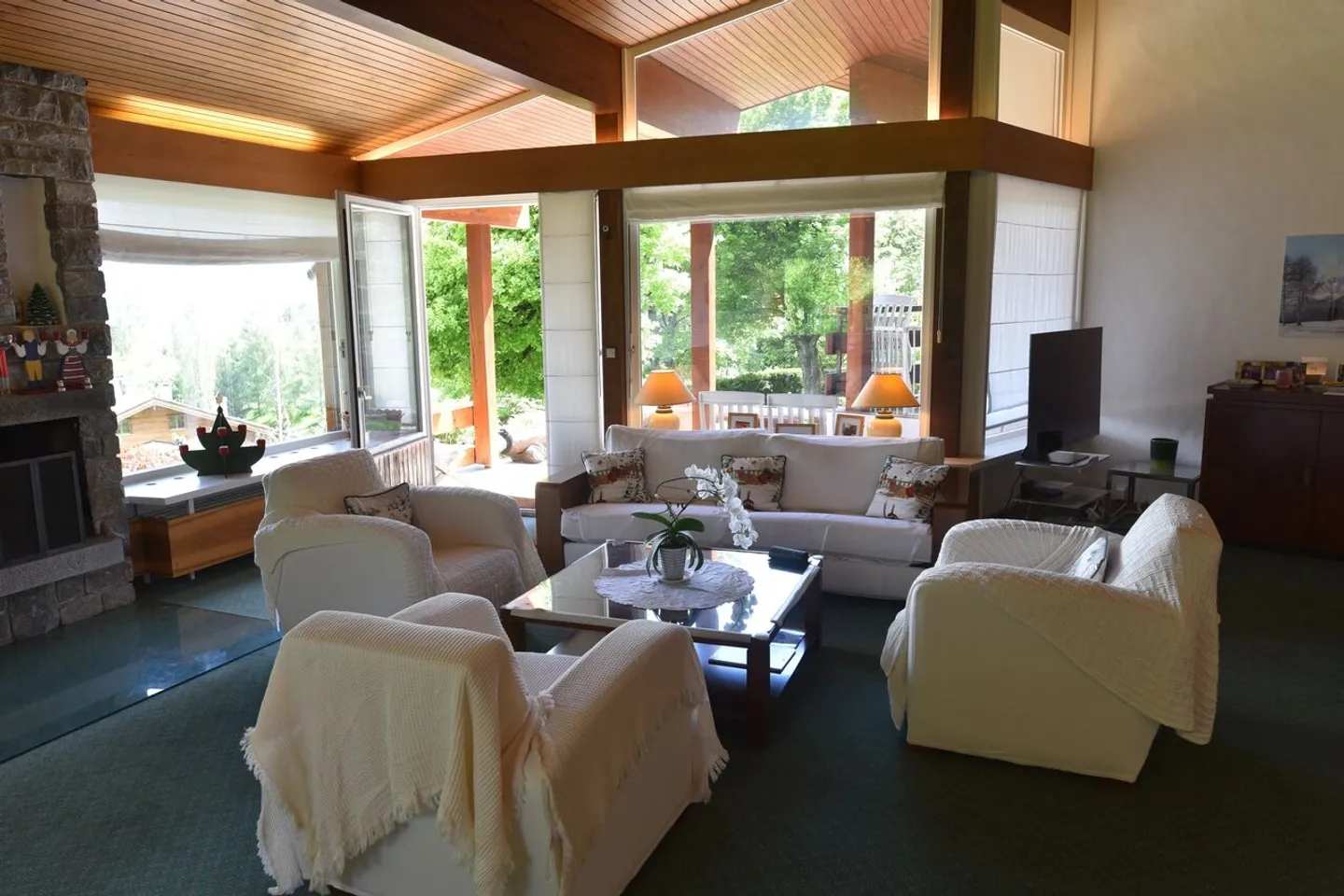 Luxury Chalet with Panoramic View in Bluche - Photo 3 of 19