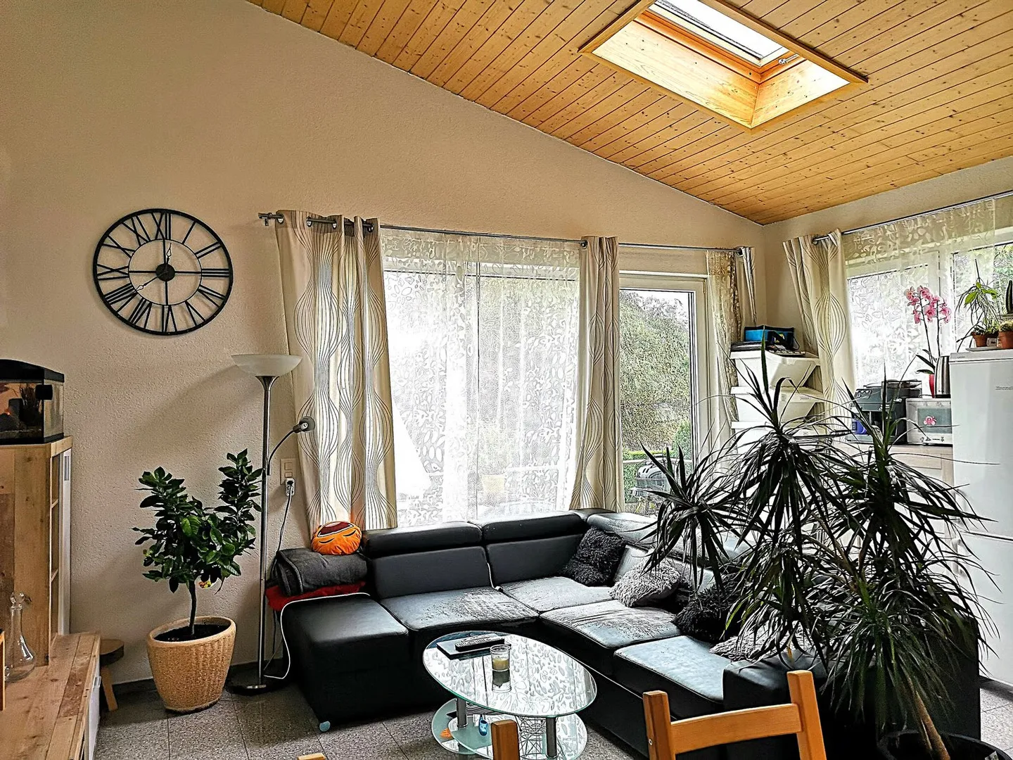 Réduction de prix : Maison avec deux appartements loués et un pour le propriétaire - Photo 30 sur 51
