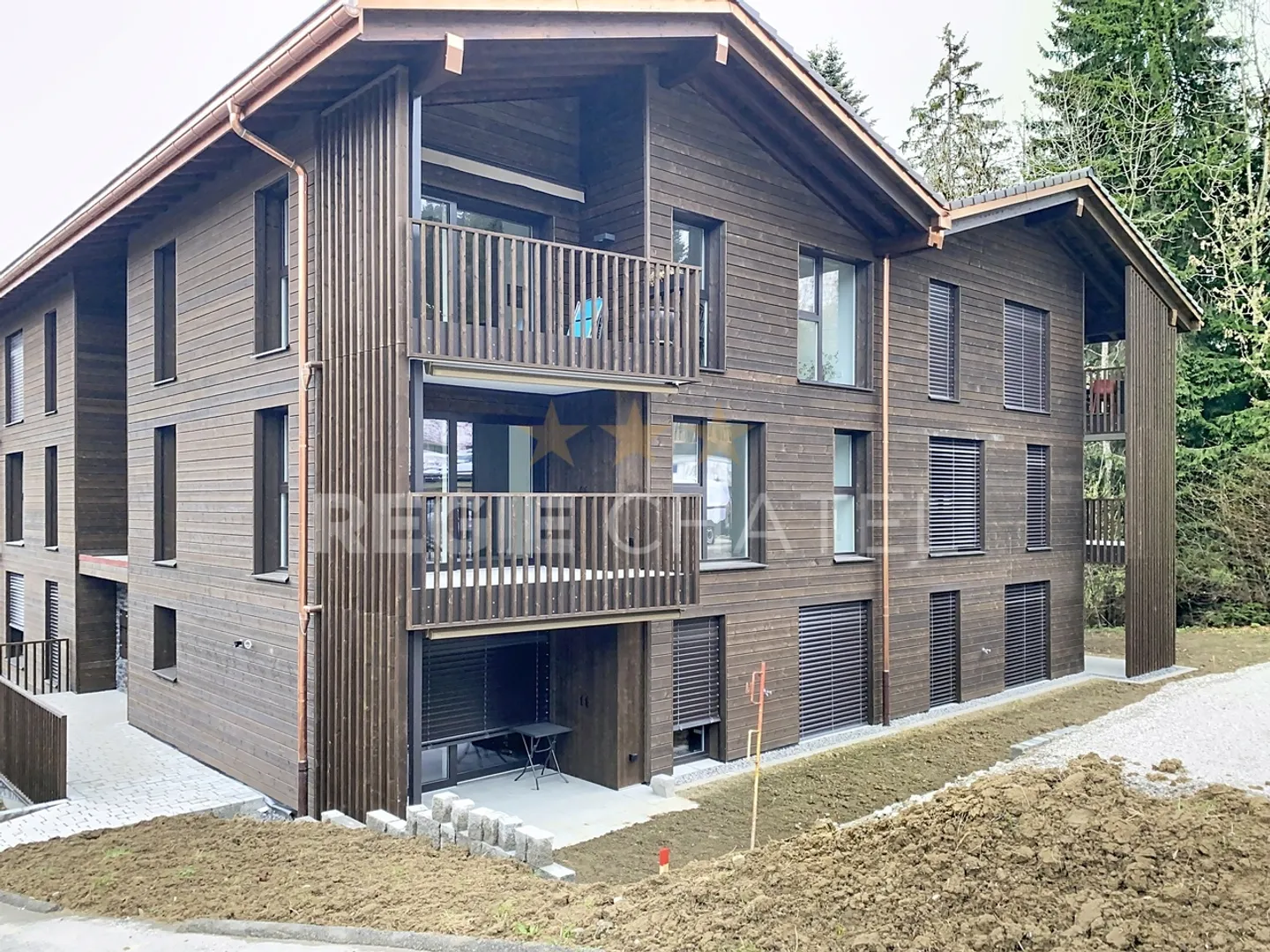 Appartement moderne 3.5 pièces - Photo 1 sur 8