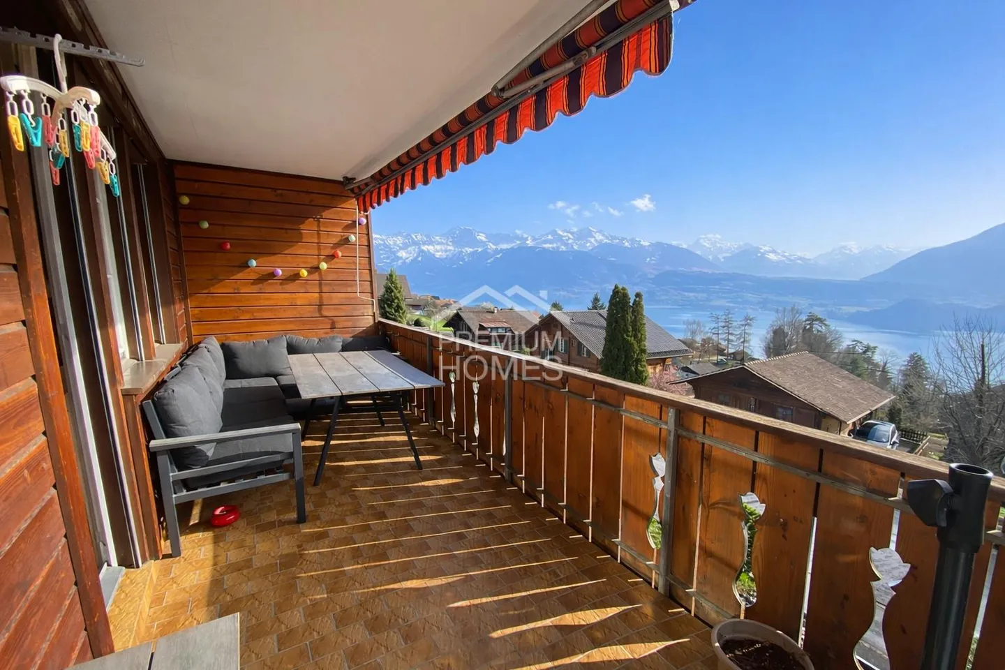 Appartement élégant avec vue sur le lac - Photo 2 sur 7