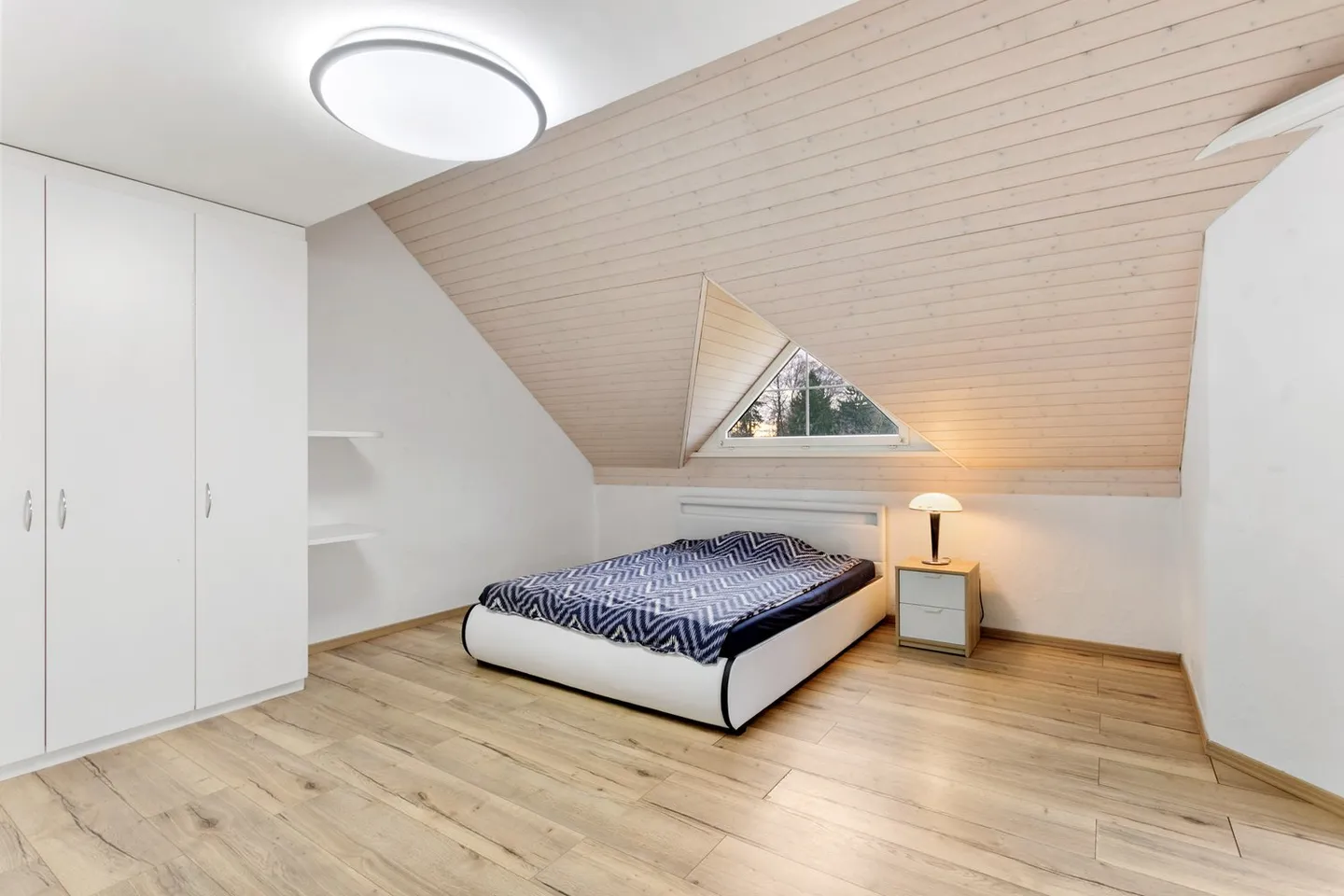 Family-friendly home near the agricultural zone - Photo 3 of 6