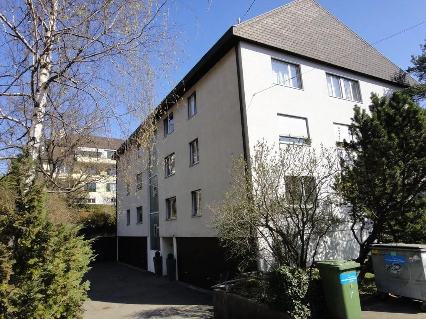 Appartement moderne dans le meilleur emplacement à Wollishofen - Photo 1 sur 8