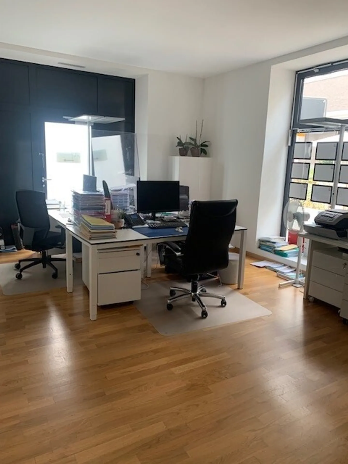 Bureaux au centre ville de Morges avec vitrines - Photo 4 sur 4