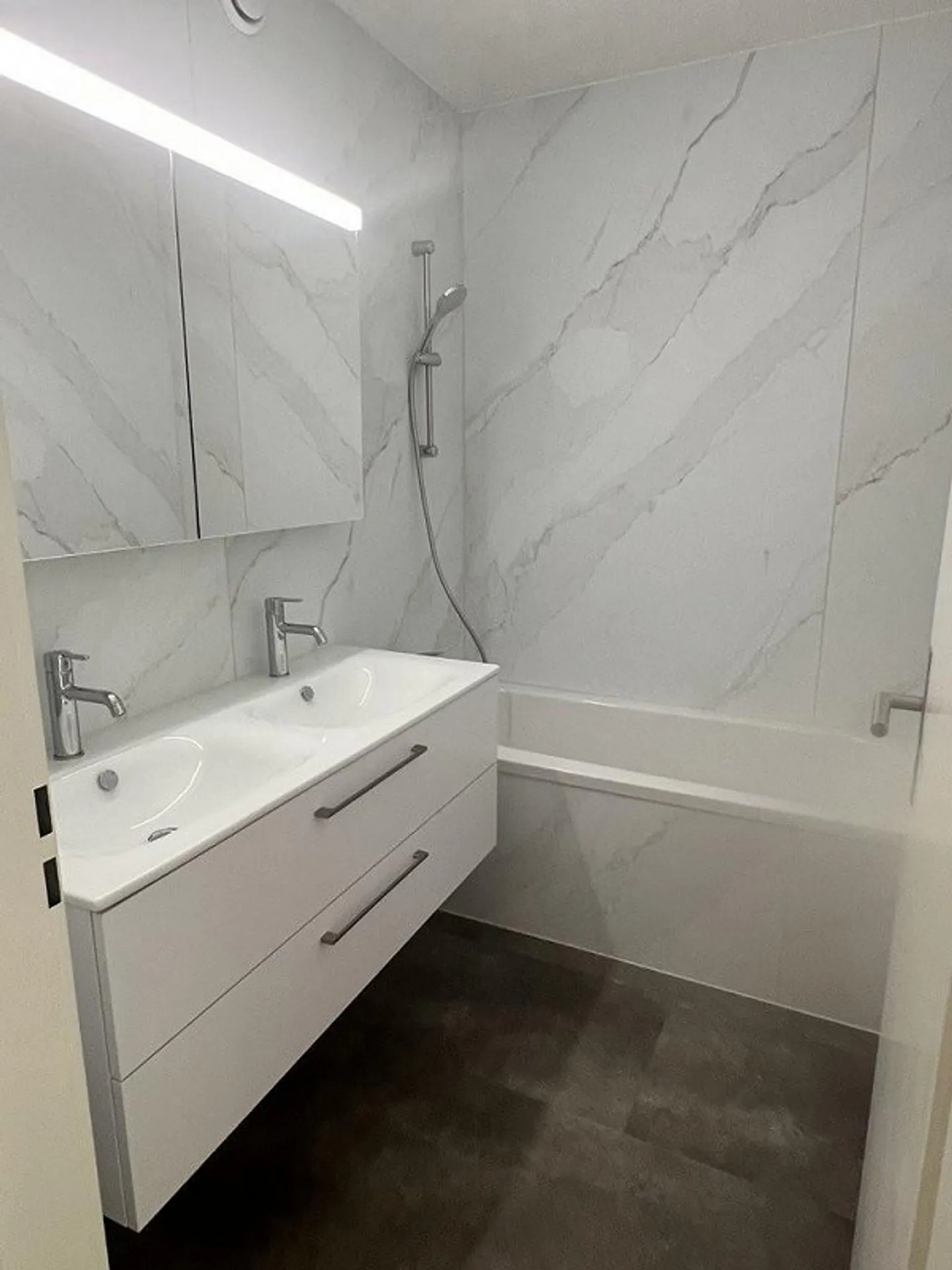 Appartement moderne dans le meilleur emplacement à Wollishofen - Photo 8 sur 8