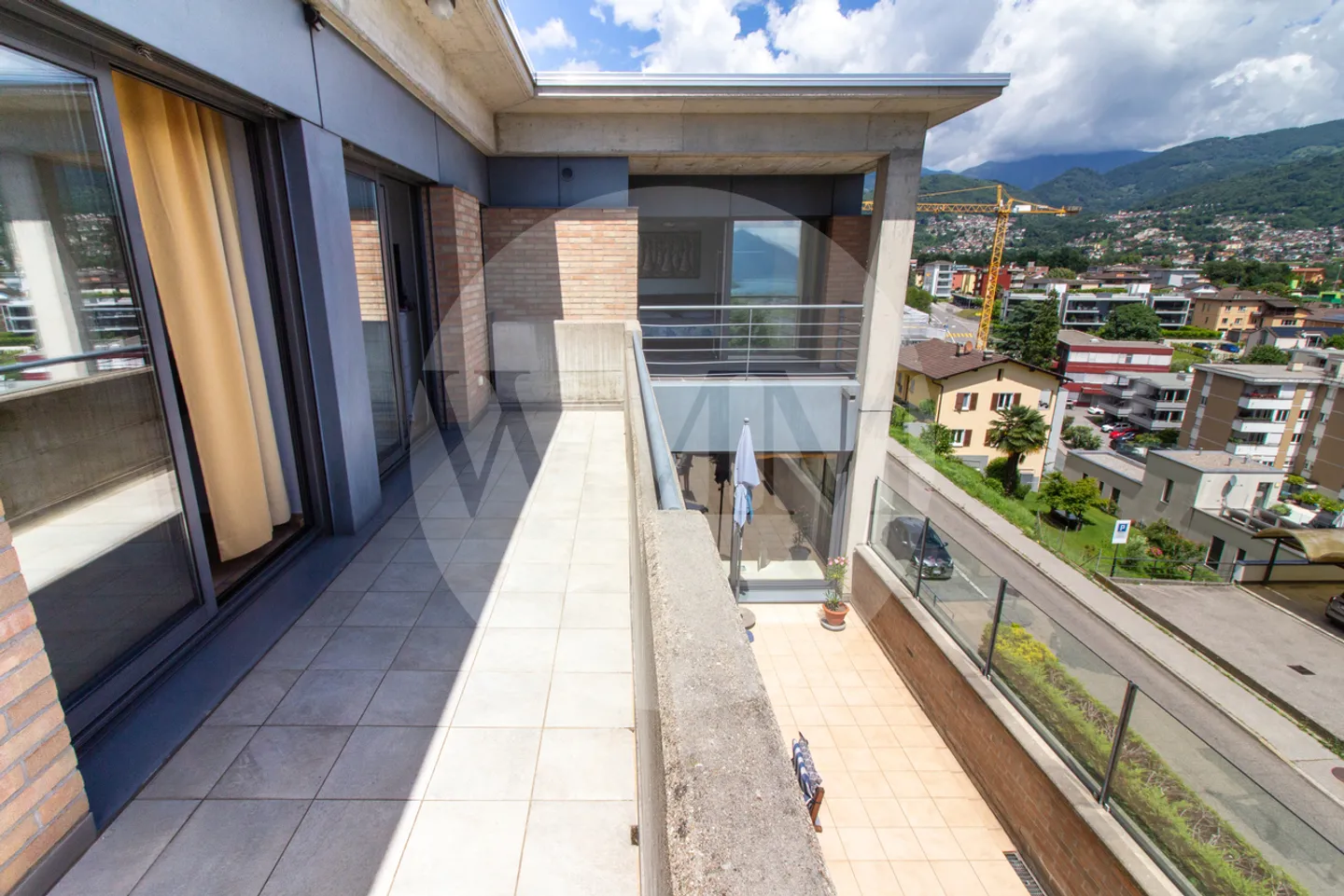 Large and Bright Single-Family House with Lake View - Photo 18 of 22