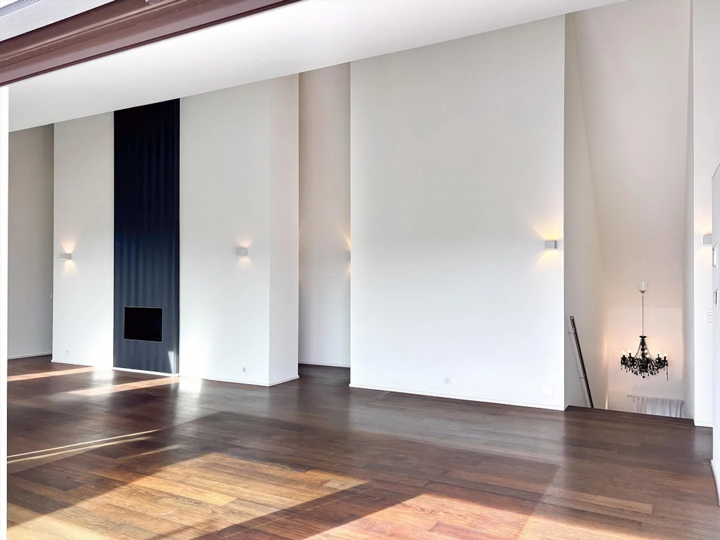 Appartement penthouse exclusif de 5½ pièces avec beaucoup de confidentialité - Photo 3 sur 4