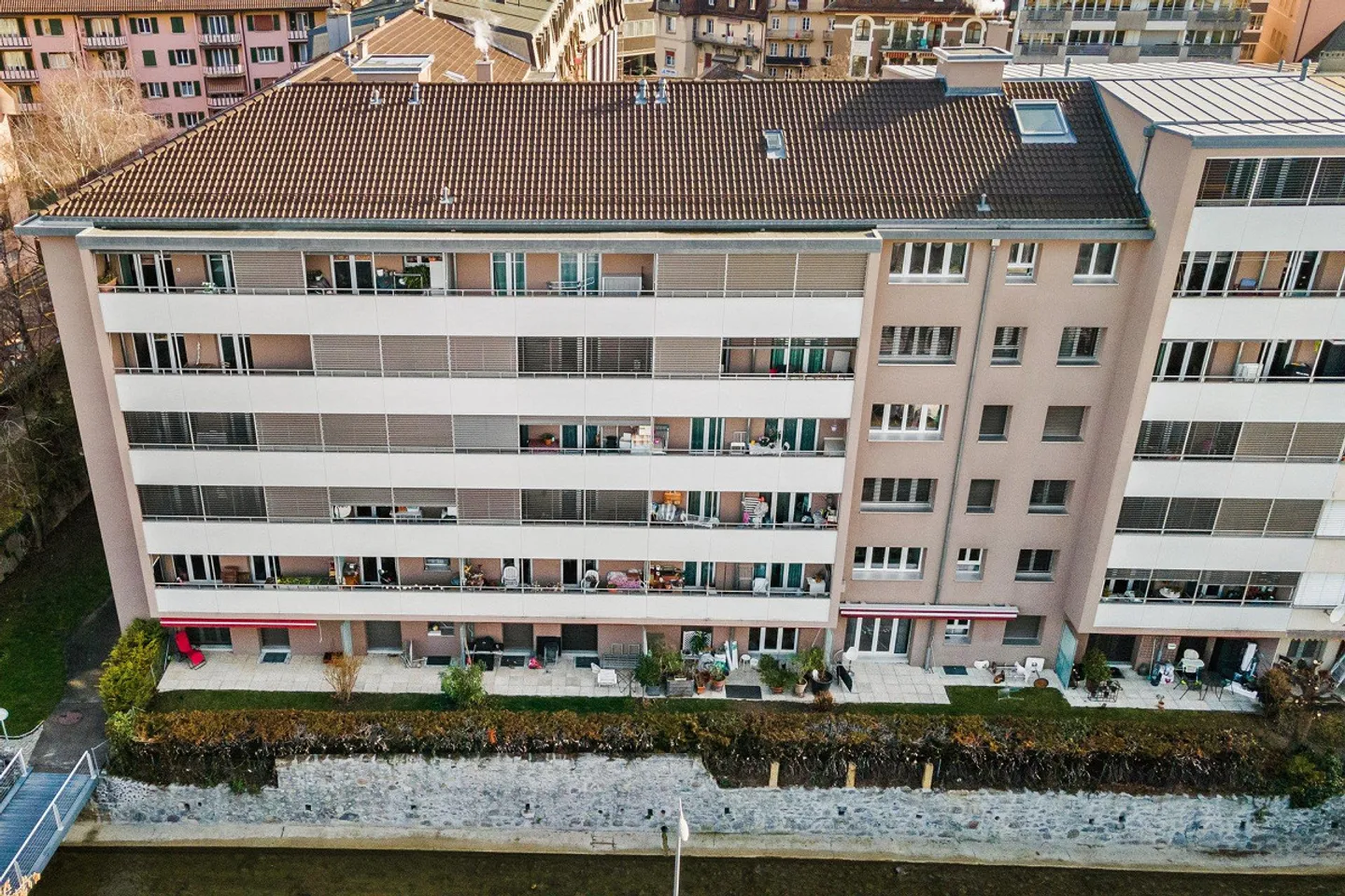 Immeuble proche du centre-ville - Foto 2 di 2