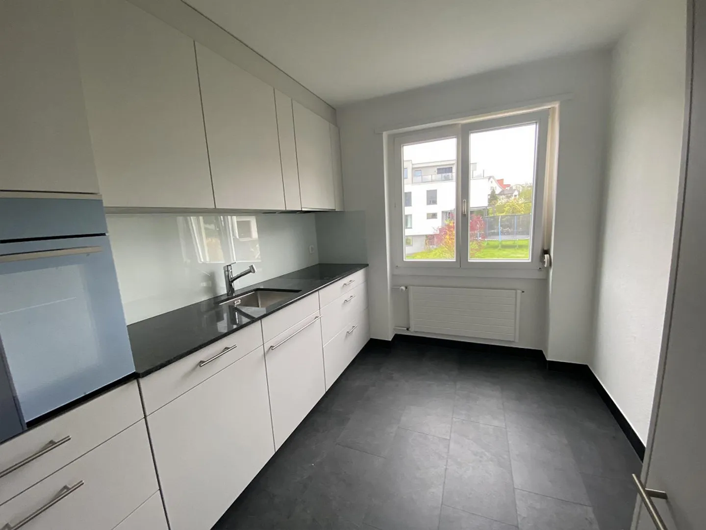 Ensoleillé, calme, fiscalement avantageux – Votre nouvel appartement à Wilen b. Wollerau - Photo 9 sur 11