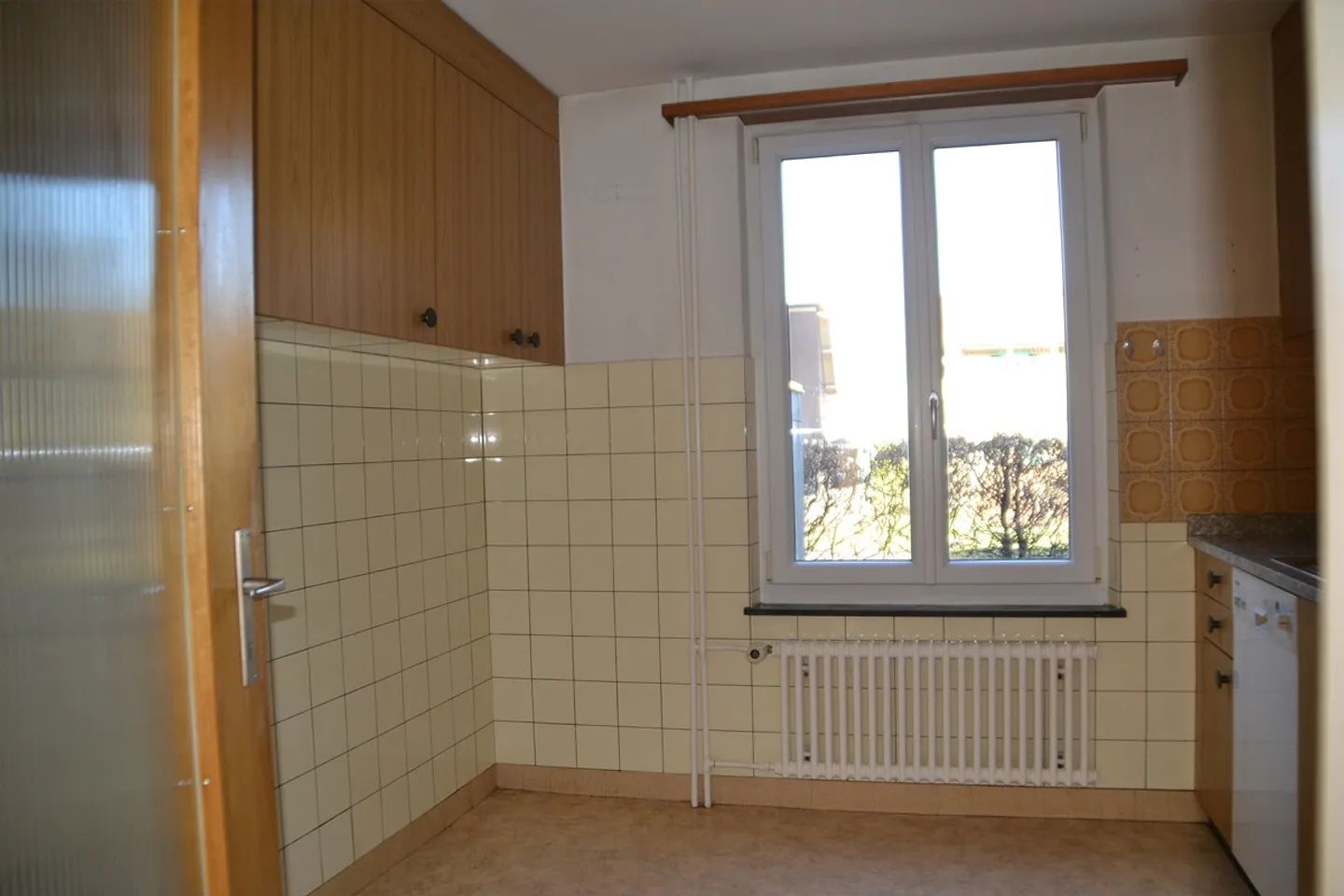 Ampia casa unifamiliare con giardino - Foto 6 di 10