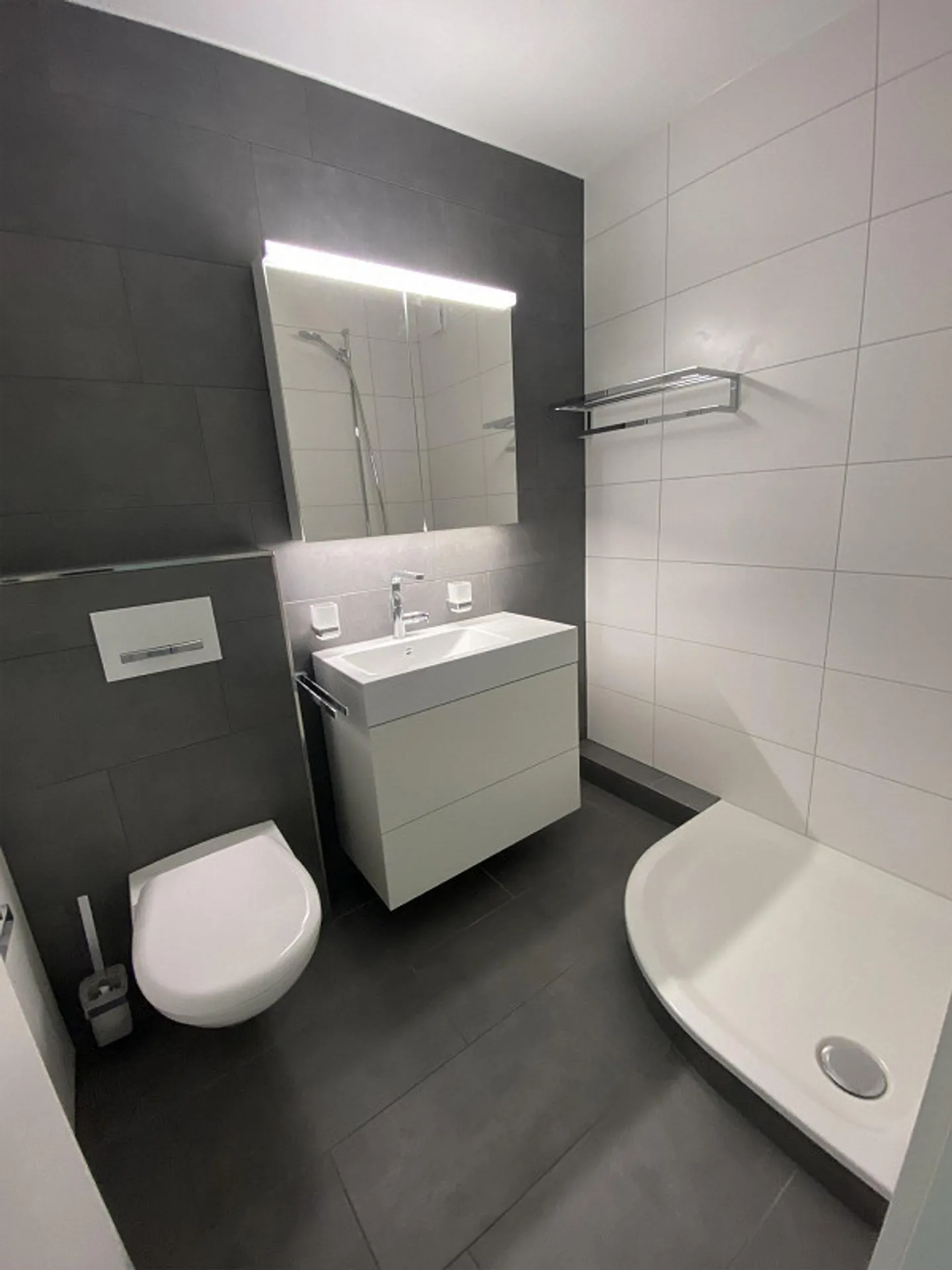 Ensoleillé, calme, fiscalement avantageux – Votre nouvel appartement à Wilen b. Wollerau - Photo 8 sur 11