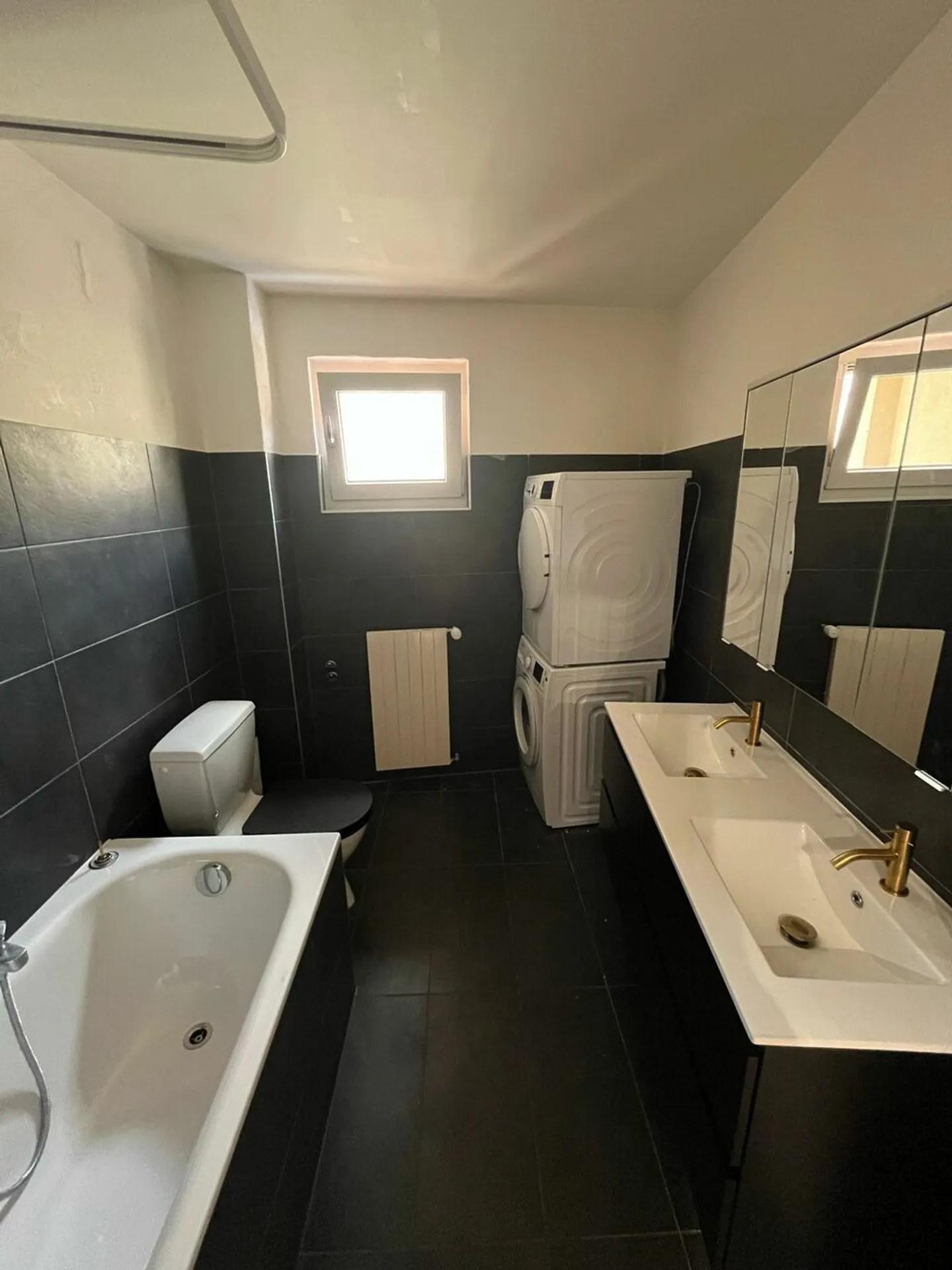 Bel appartement de 5 pièces - Photo 5 sur 9