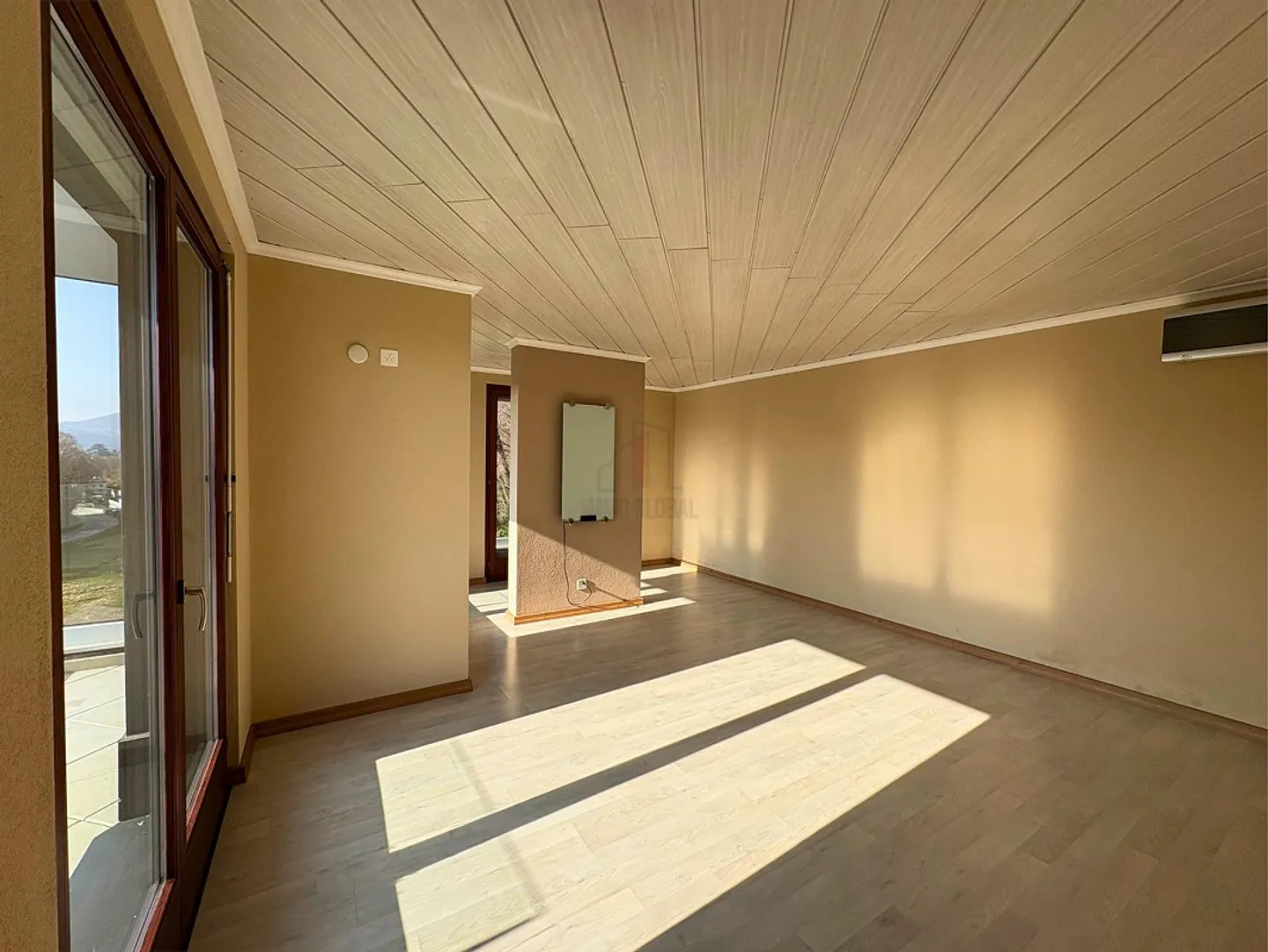 Living in a Fairy Tale - Photo 5 of 10