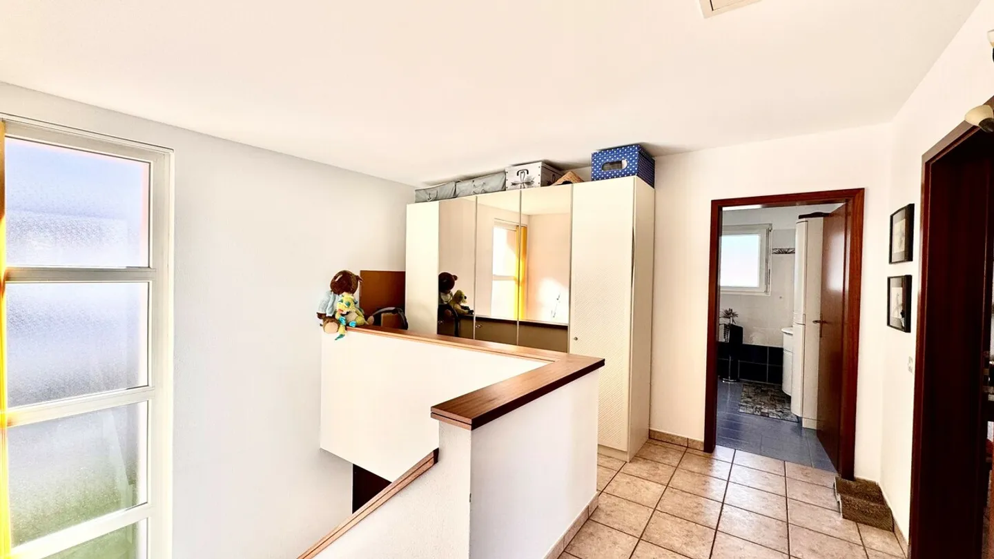 "Accogliente casa unifamiliare 6.5 locali a basso impatto ambientale - Foto 9 di 18