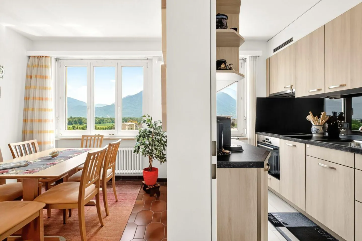 Appartement de vacances de 3,5 pièces bien entretenu au bord du lac Majeur à Tenero - Photo 6 sur 27