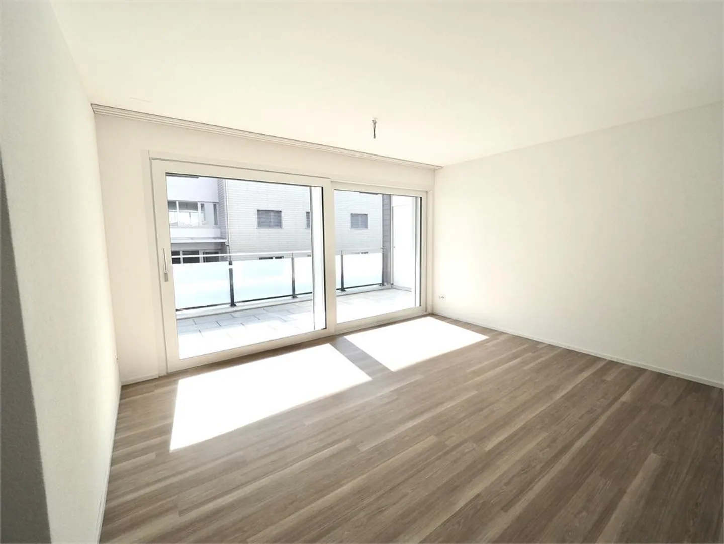 Beautiful modern 2.5-room apartment 1st floor - Photo 6 of 11