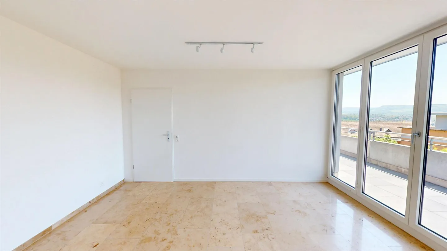 Pano-Vue : Appartement en Attique de 164m² avec chauffage géothermique et système PV - Photo 5 sur 14