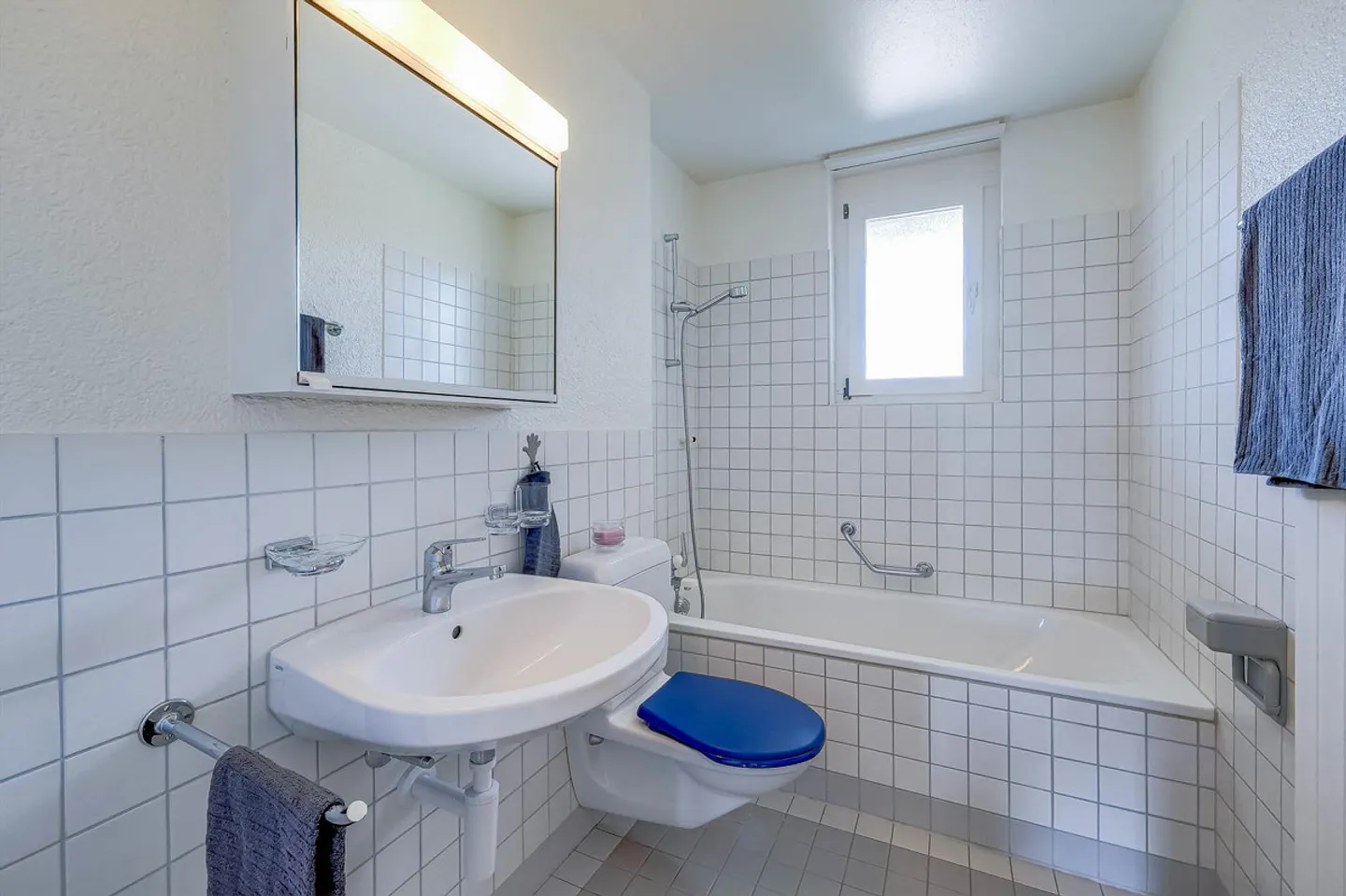 Appartement lumineux avec balcon - Photo 6 sur 7