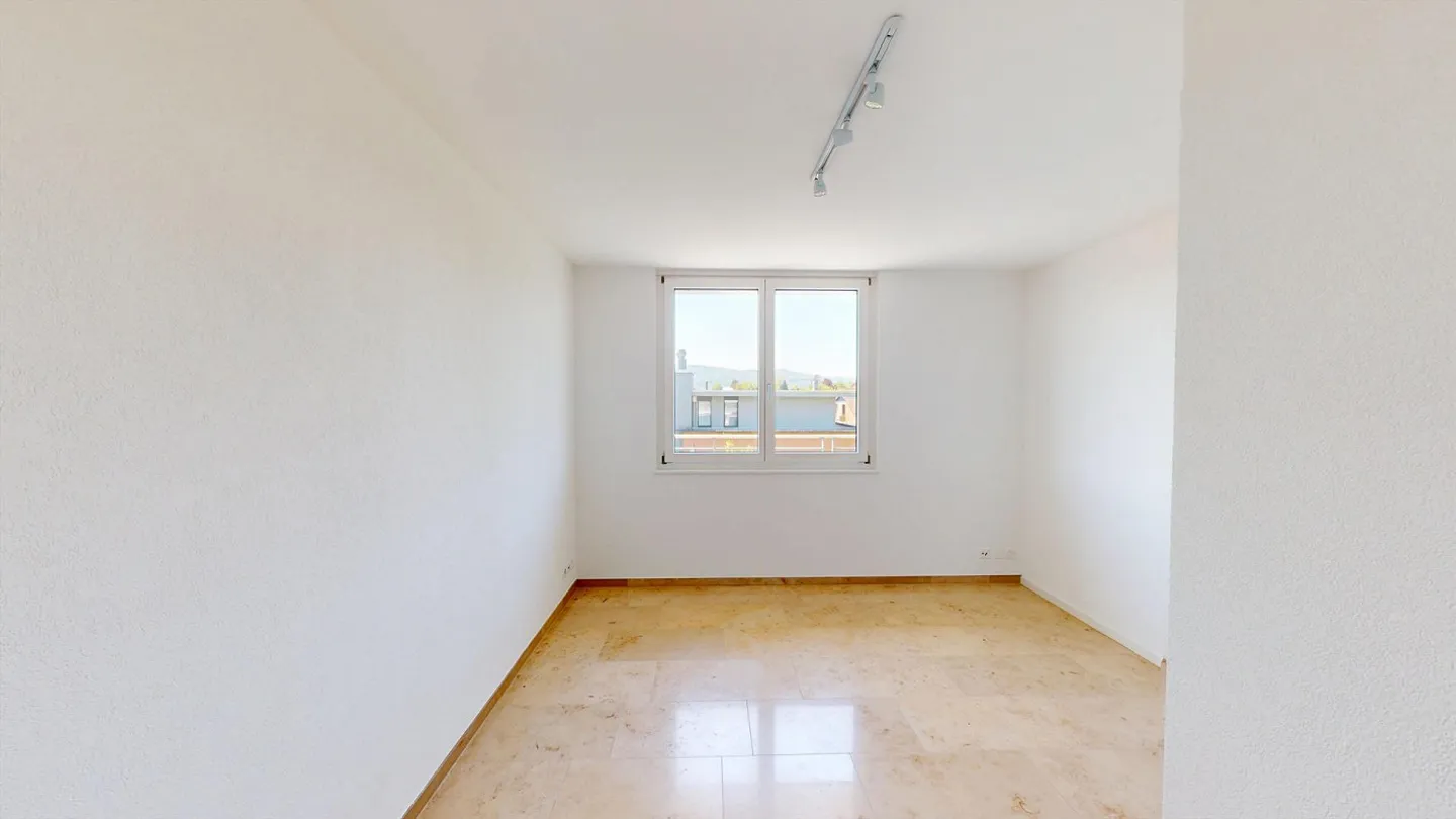 Pano-Vue : Appartement en Attique de 164m² avec chauffage géothermique et système PV - Photo 13 sur 14