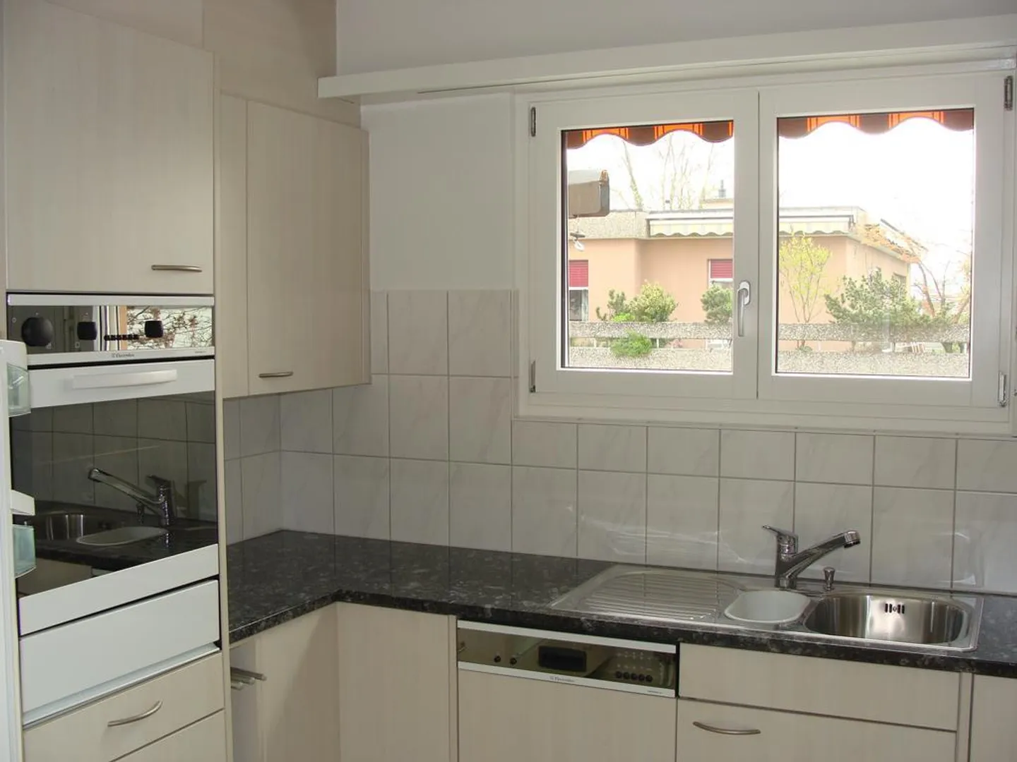 Gemütliche Wohnung - Foto 2 von 6