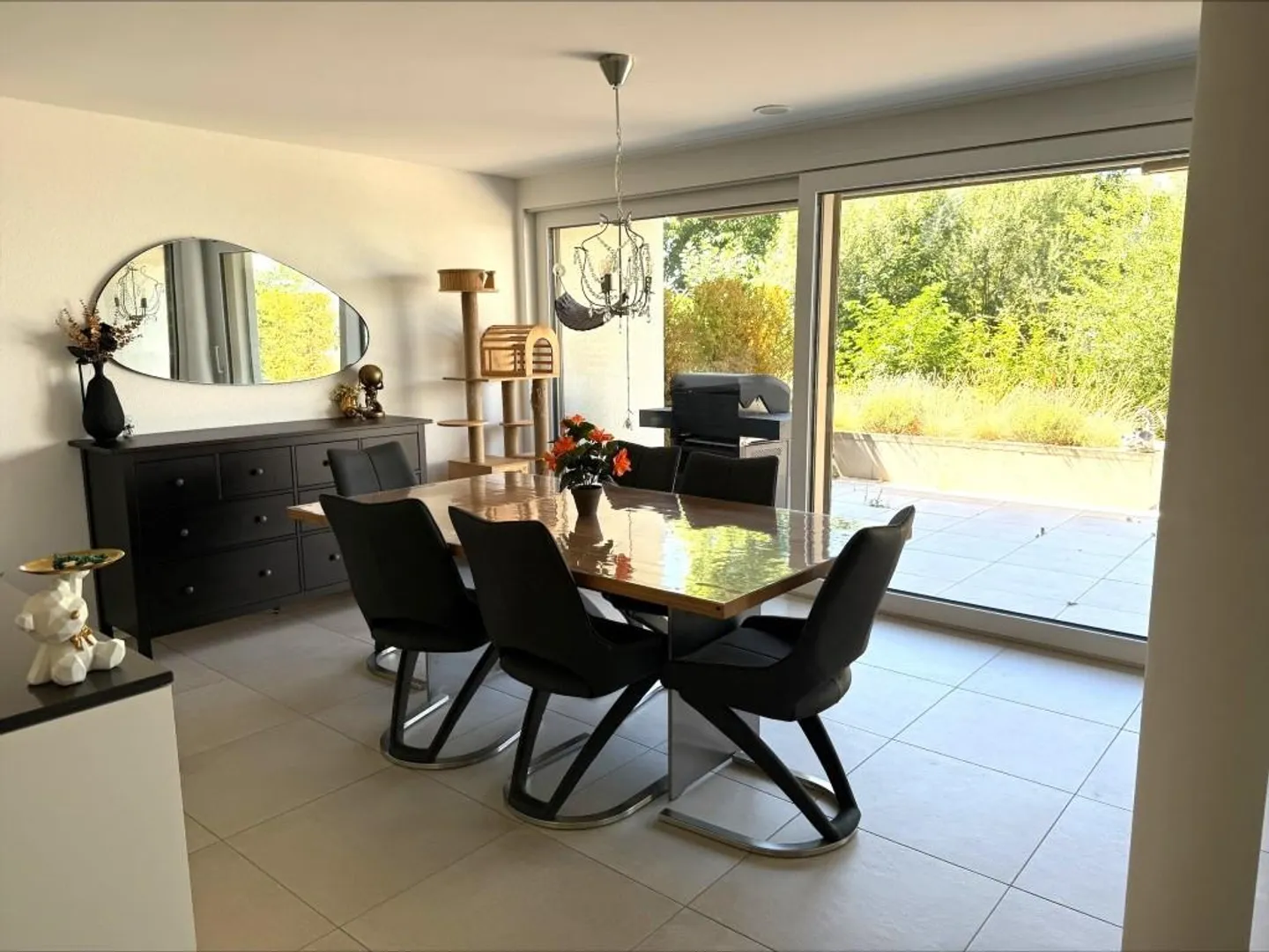 Modernity & Living Comfort from First Hand - Photo 3 of 8