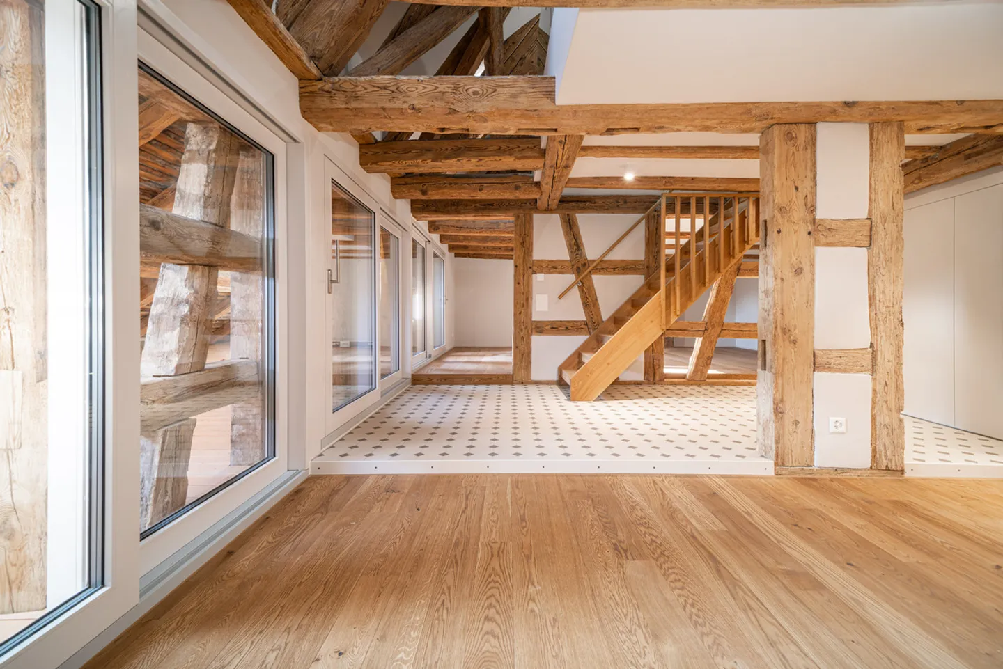 Krone, vivere direttamente sul Reno - Foto 1 di 11