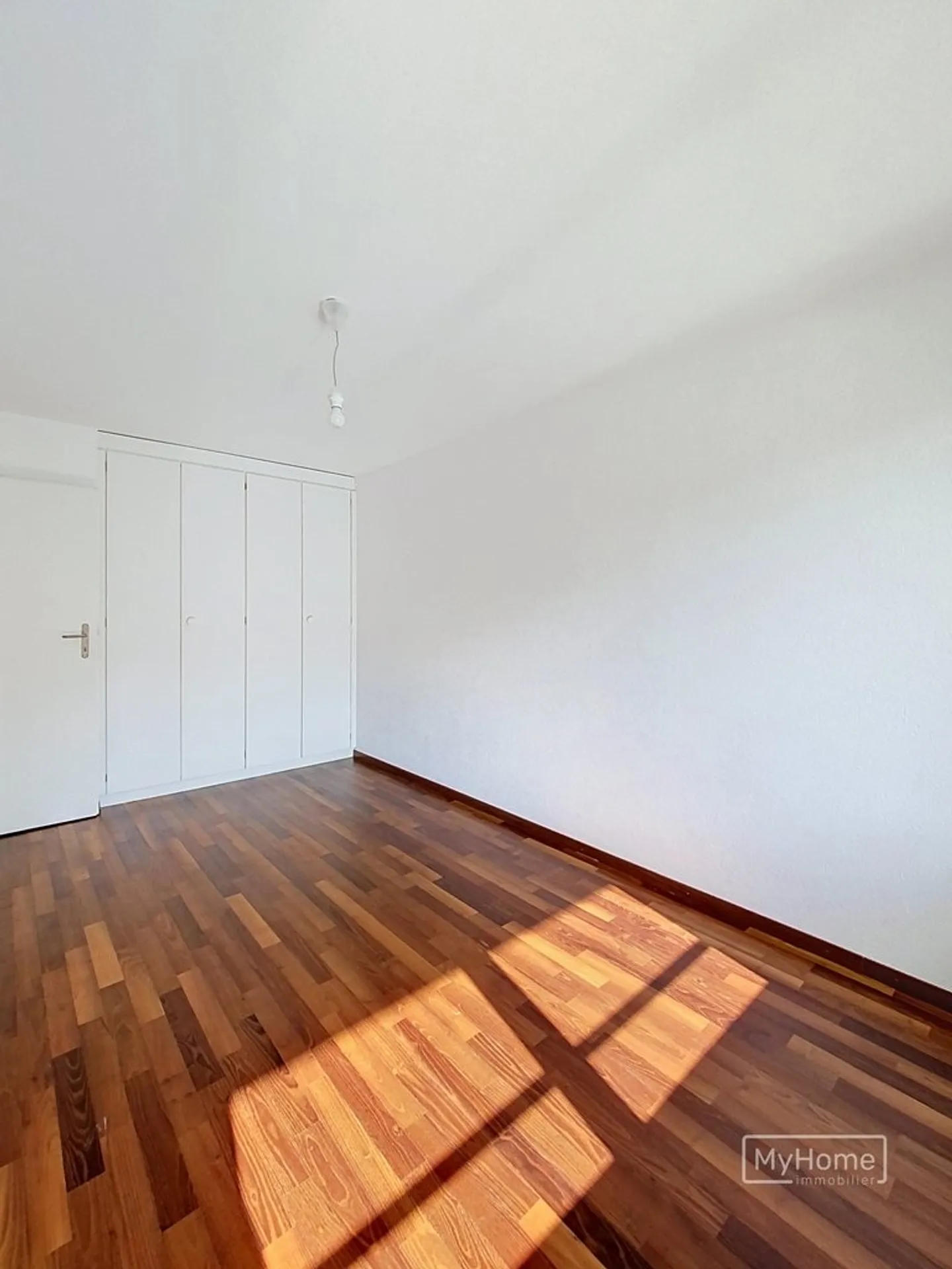 Magnificent 2.5-room apartment close to the center of Lausanne - Photo 5 of 6