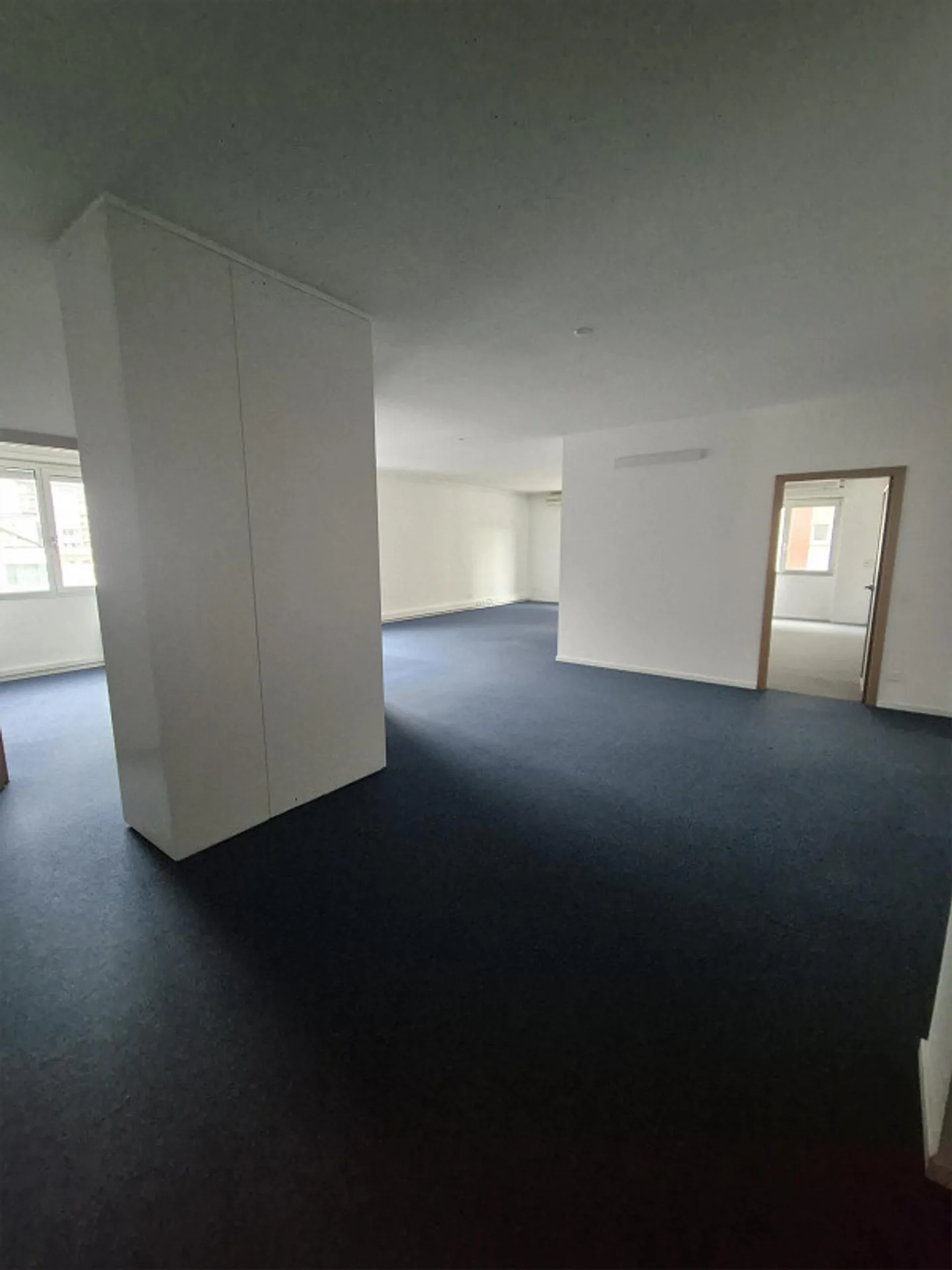 Ampio ufficio nel centro di Chiasso - Foto 4 di 24