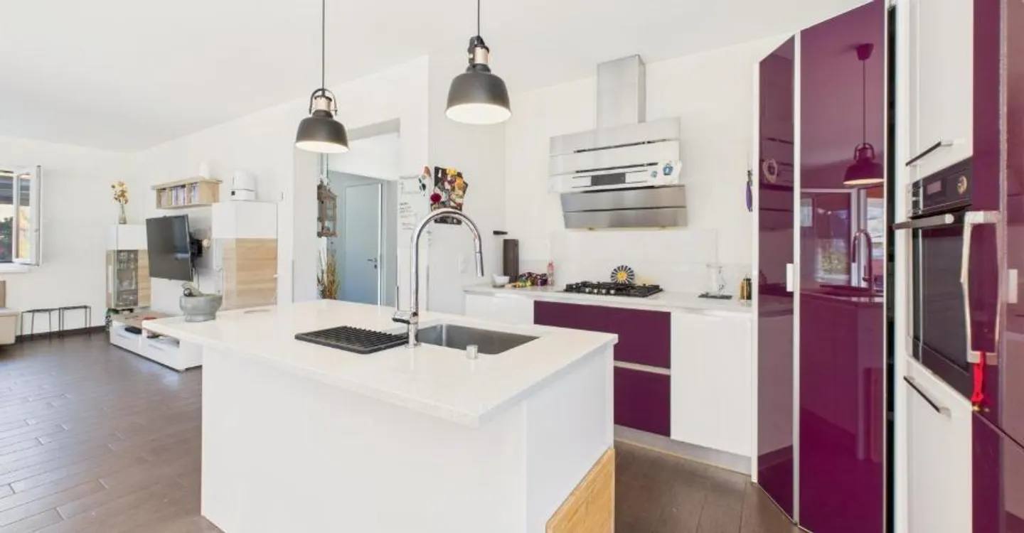 Charmante Villa in Blenio - modernes Design und großzügige Räume in malerischer Umgebung - Foto 5 von 12
