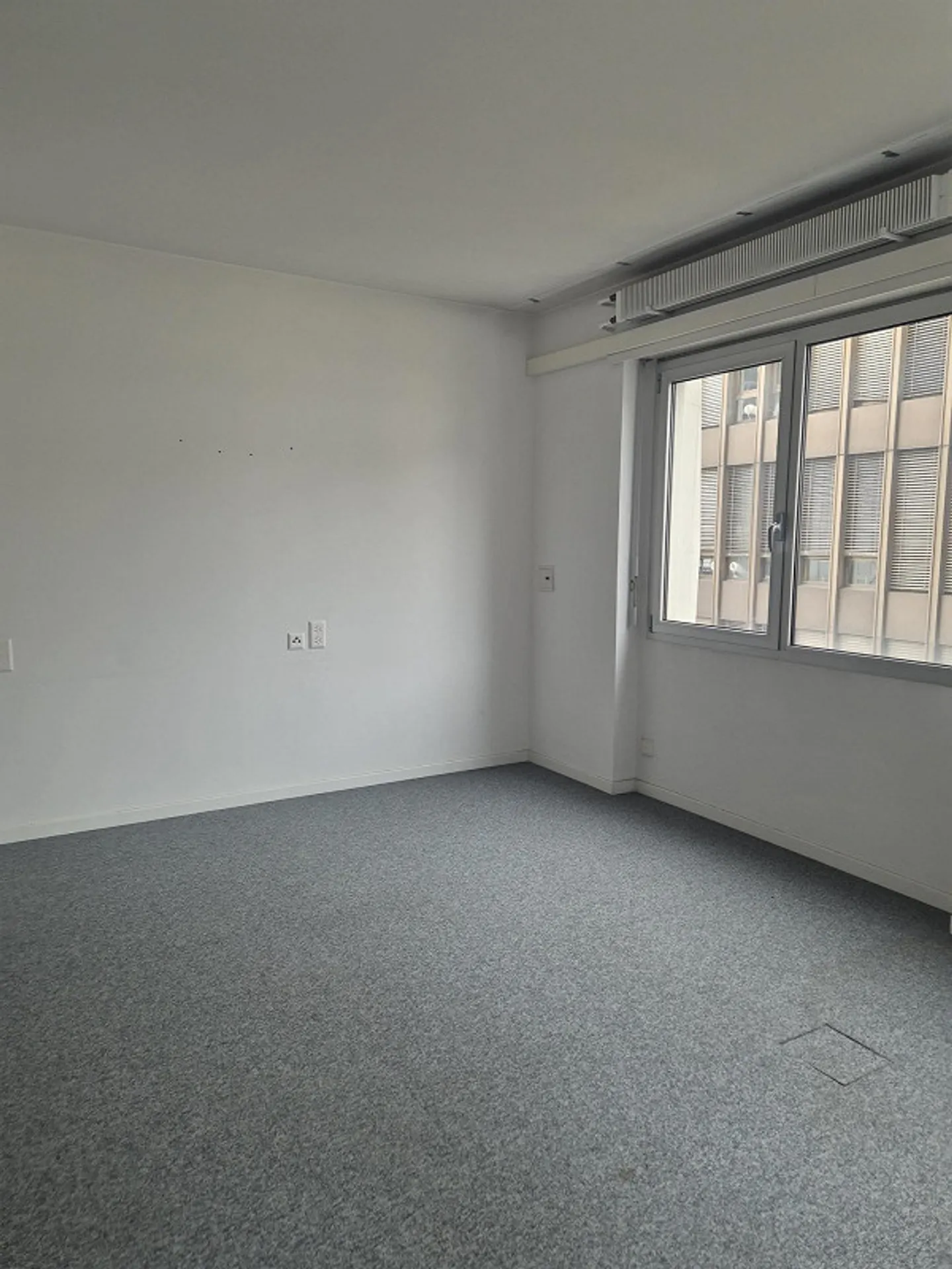 Ampio ufficio nel centro di Chiasso - Foto 17 di 24