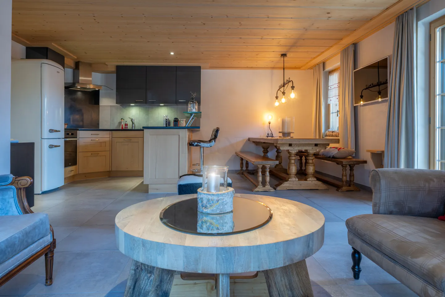 Modern vacation apartment well located - Photo 1 of 8