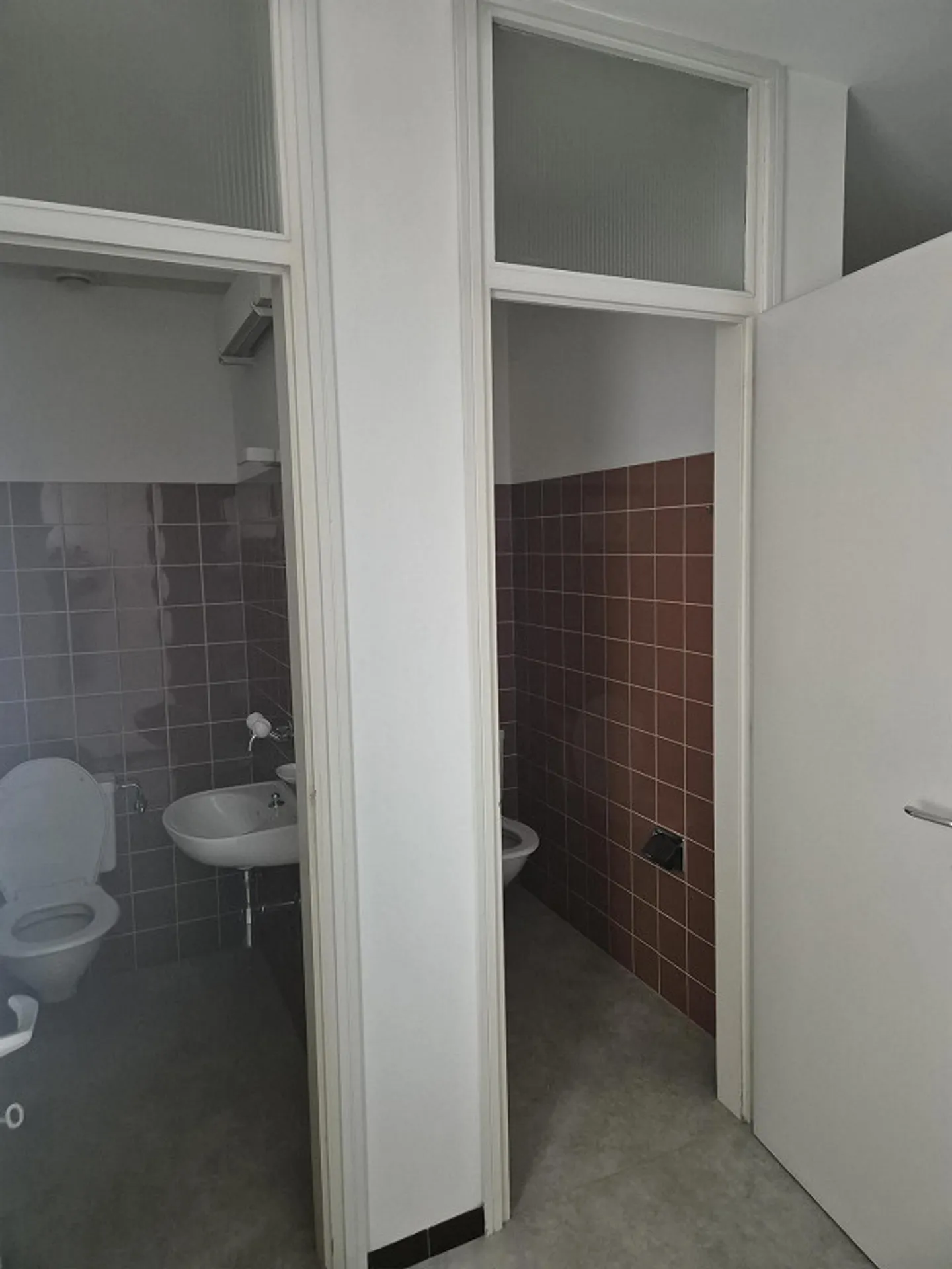 Ampio ufficio nel centro di Chiasso - Foto 22 di 24