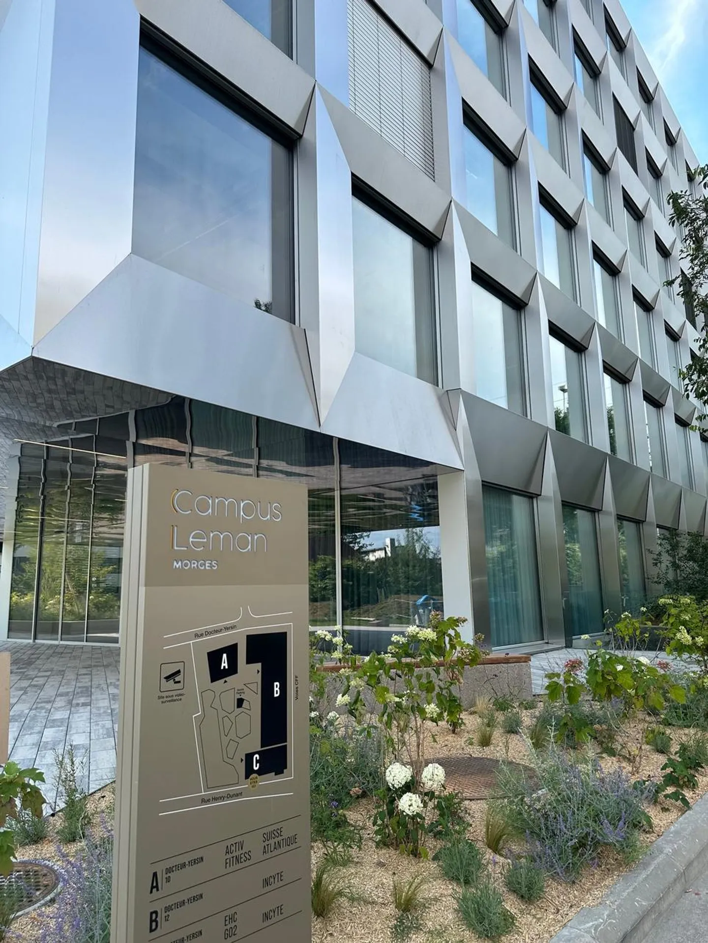 Dachgeschosswohnung mit Terrasse am Bahnhof Morges - Foto 8 von 8