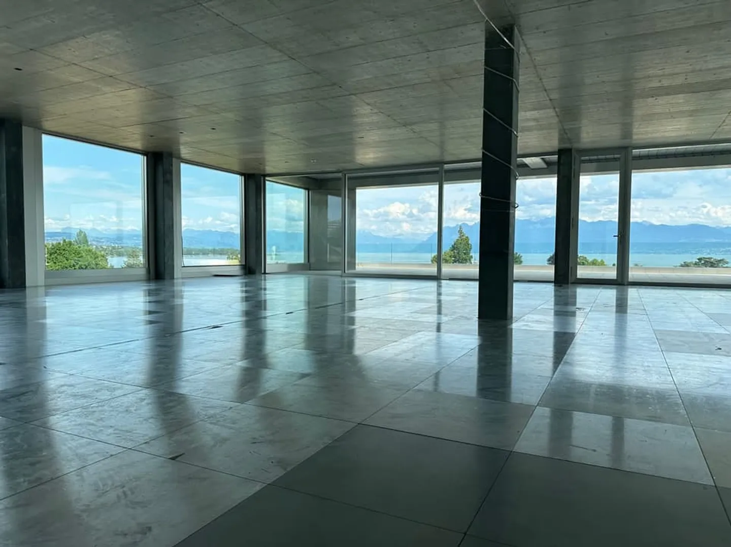 Dachgeschosswohnung mit Terrasse am Bahnhof Morges - Foto 6 von 8